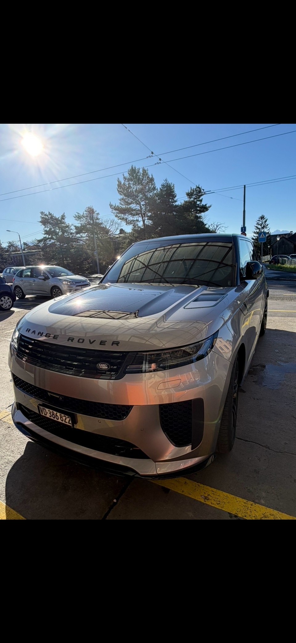 LAND ROVER 4.4 V8 SV Edition One Carbon-image-0