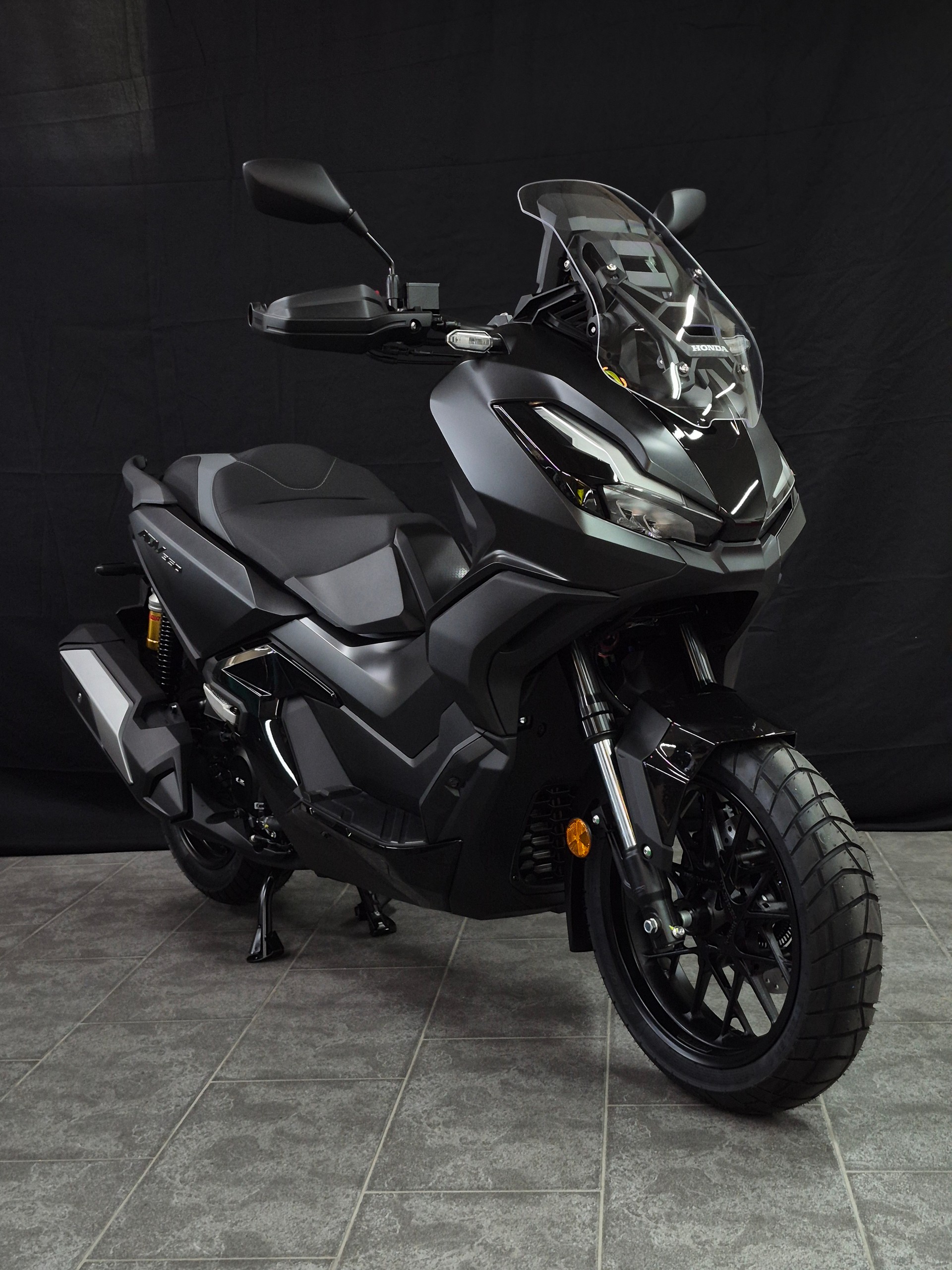 HONDA ADV 350-image-7
