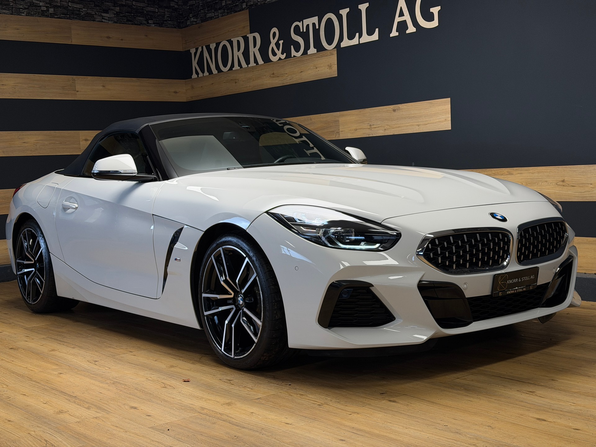 BMW Z4 sDrive 20i M Sport Steptronic-image-2