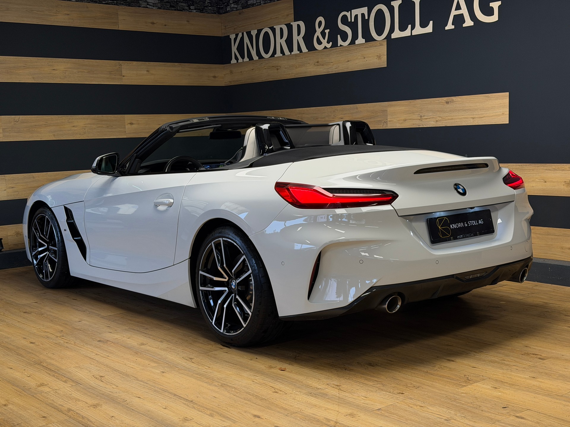 BMW Z4 sDrive 20i M Sport Steptronic-image-7