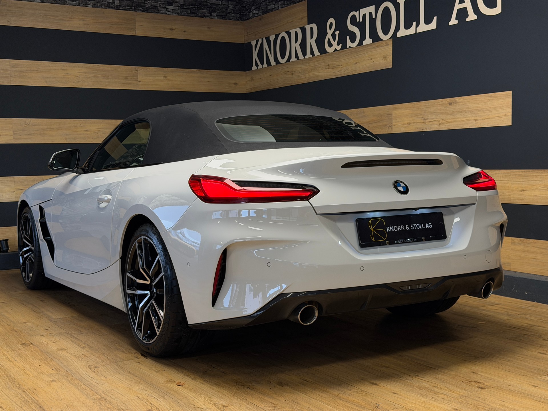 BMW Z4 sDrive 20i M Sport Steptronic-image-5