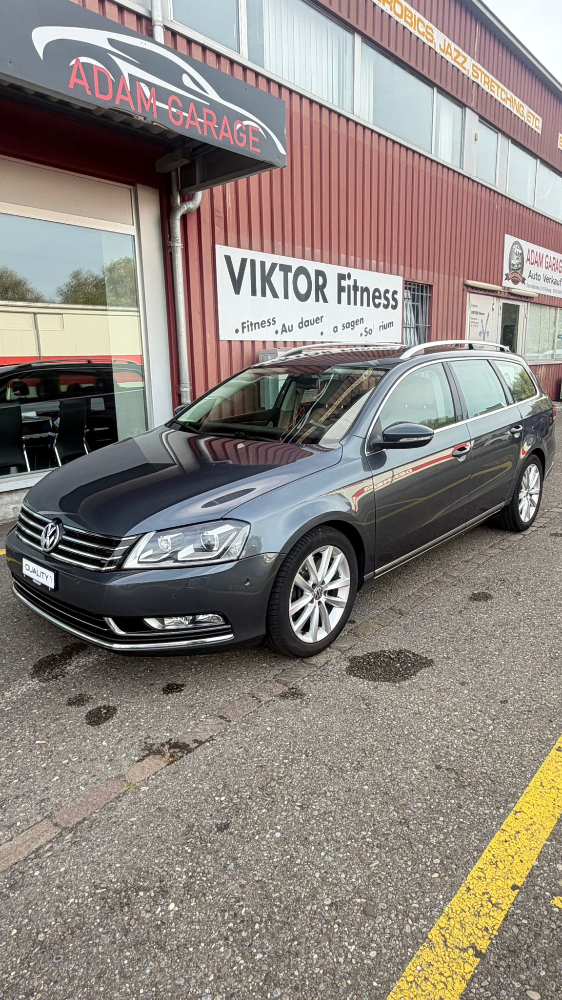 VW Passat Variant 3.6 FSI Highline 4Motion DSG-image-2