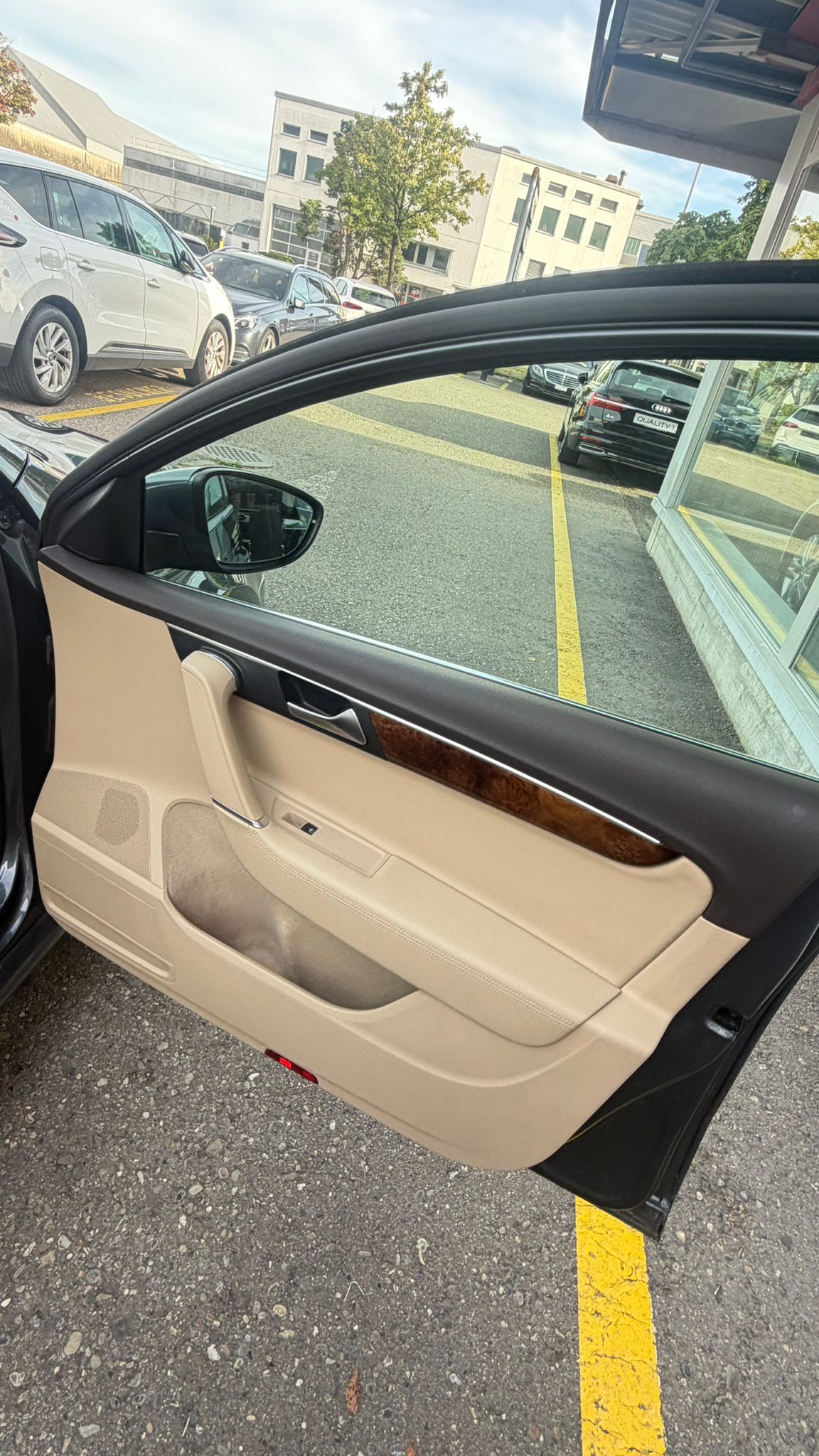 VW Passat Variant 3.6 FSI Highline 4Motion DSG-image-9