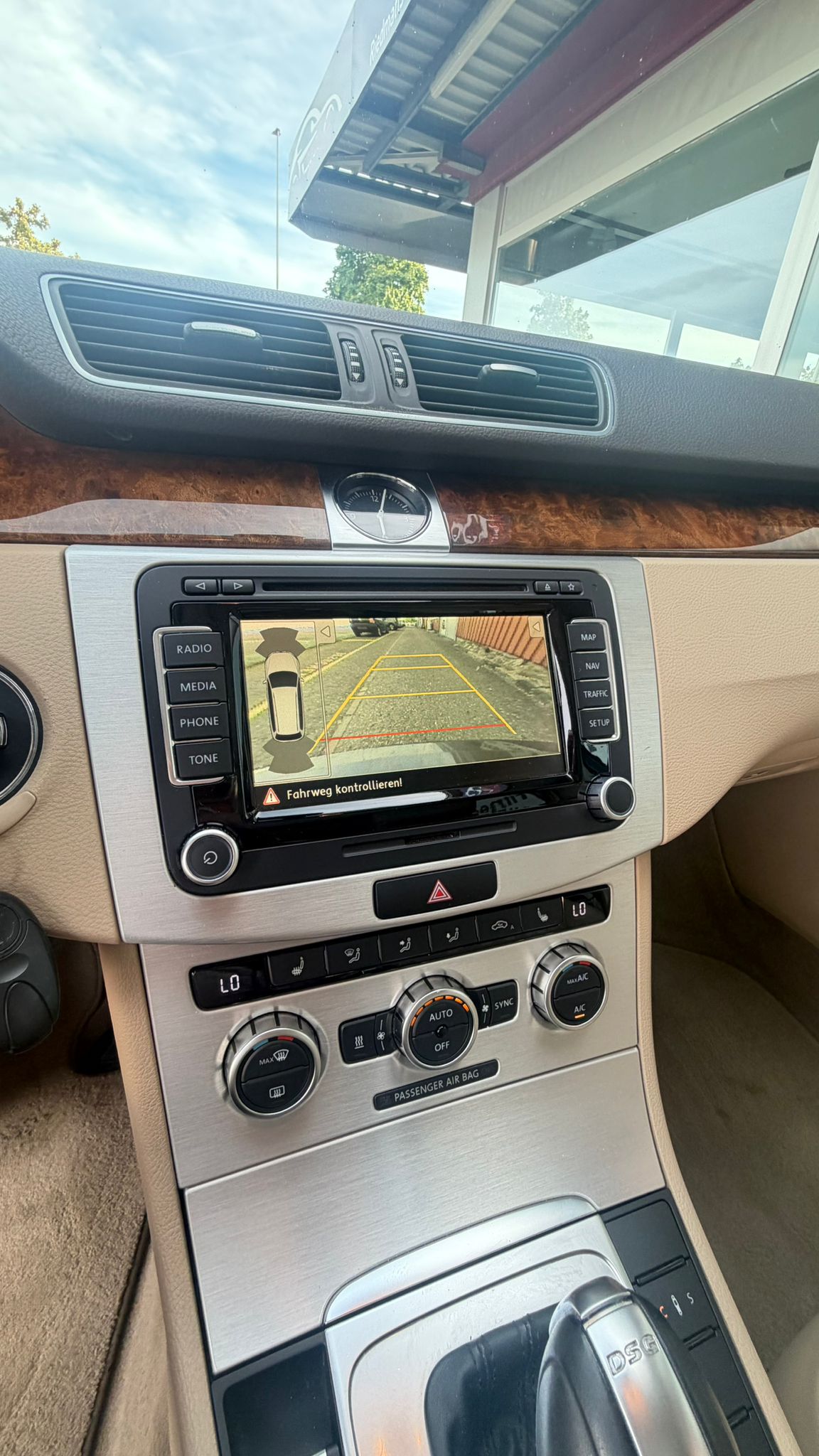 VW Passat Variant 3.6 FSI Highline 4Motion DSG-image-12