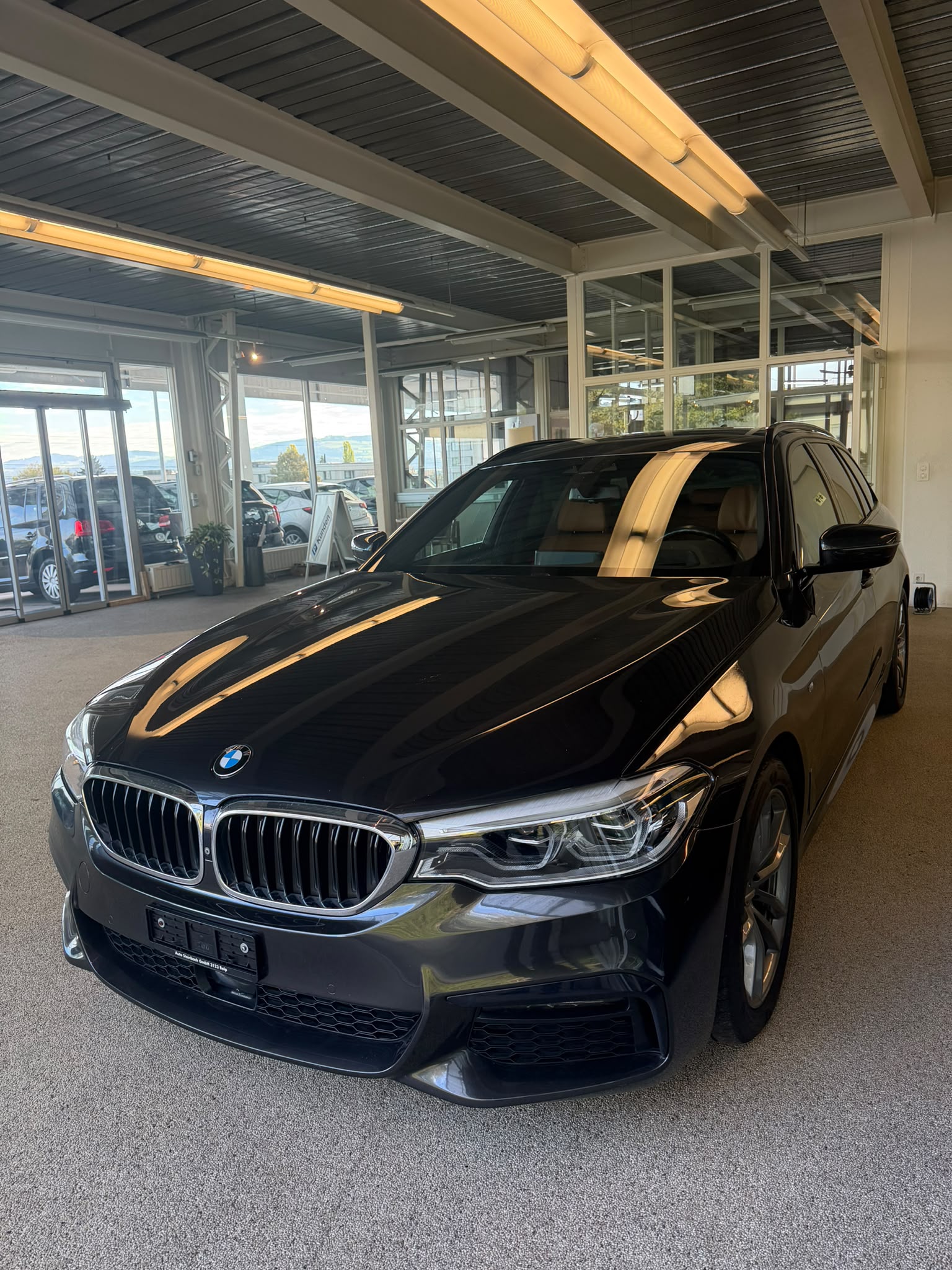 BMW 530d xDrive Touring Sport Line Steptronic