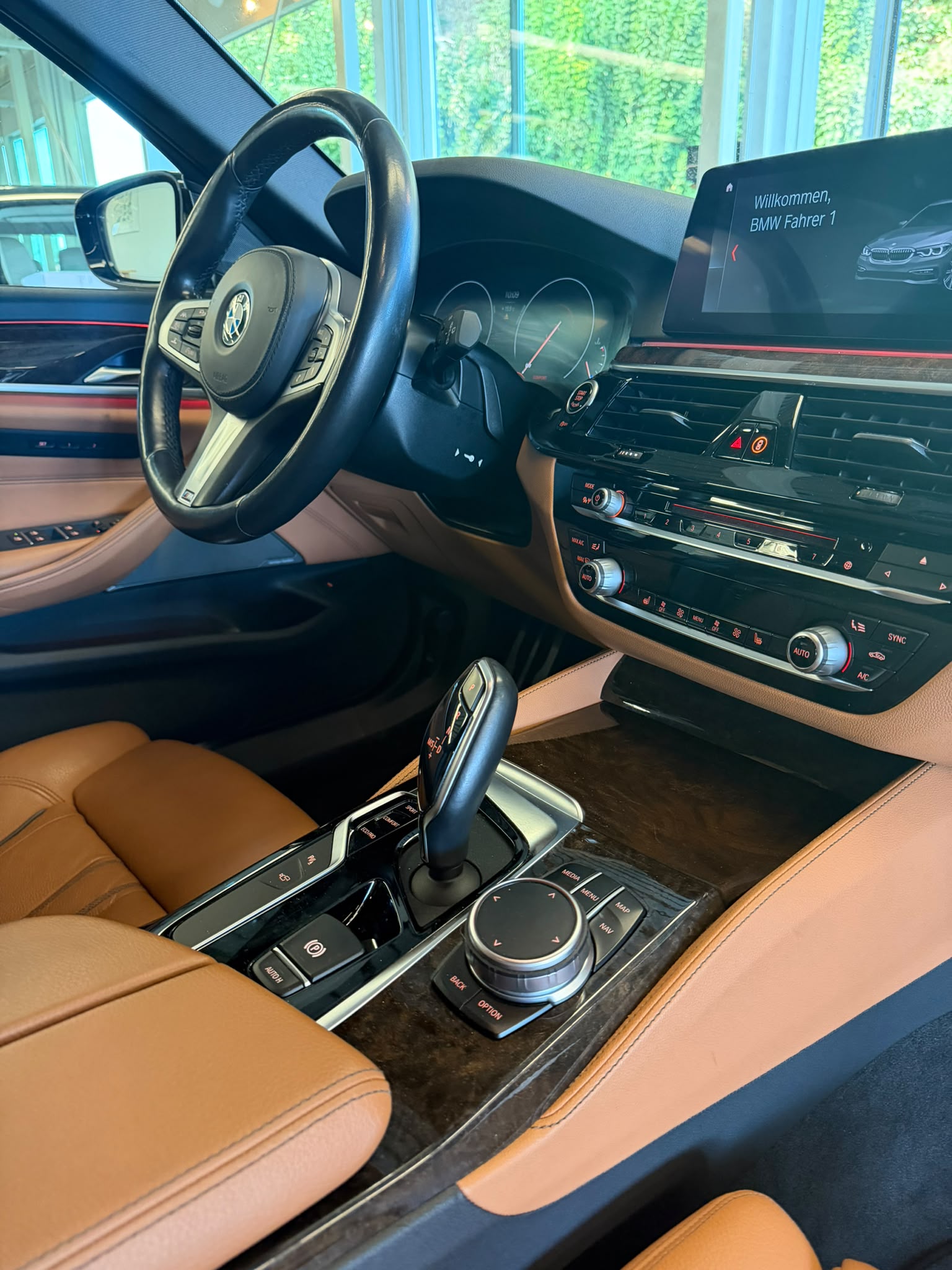 BMW 530d xDrive Touring Sport Line Steptronic-image-7