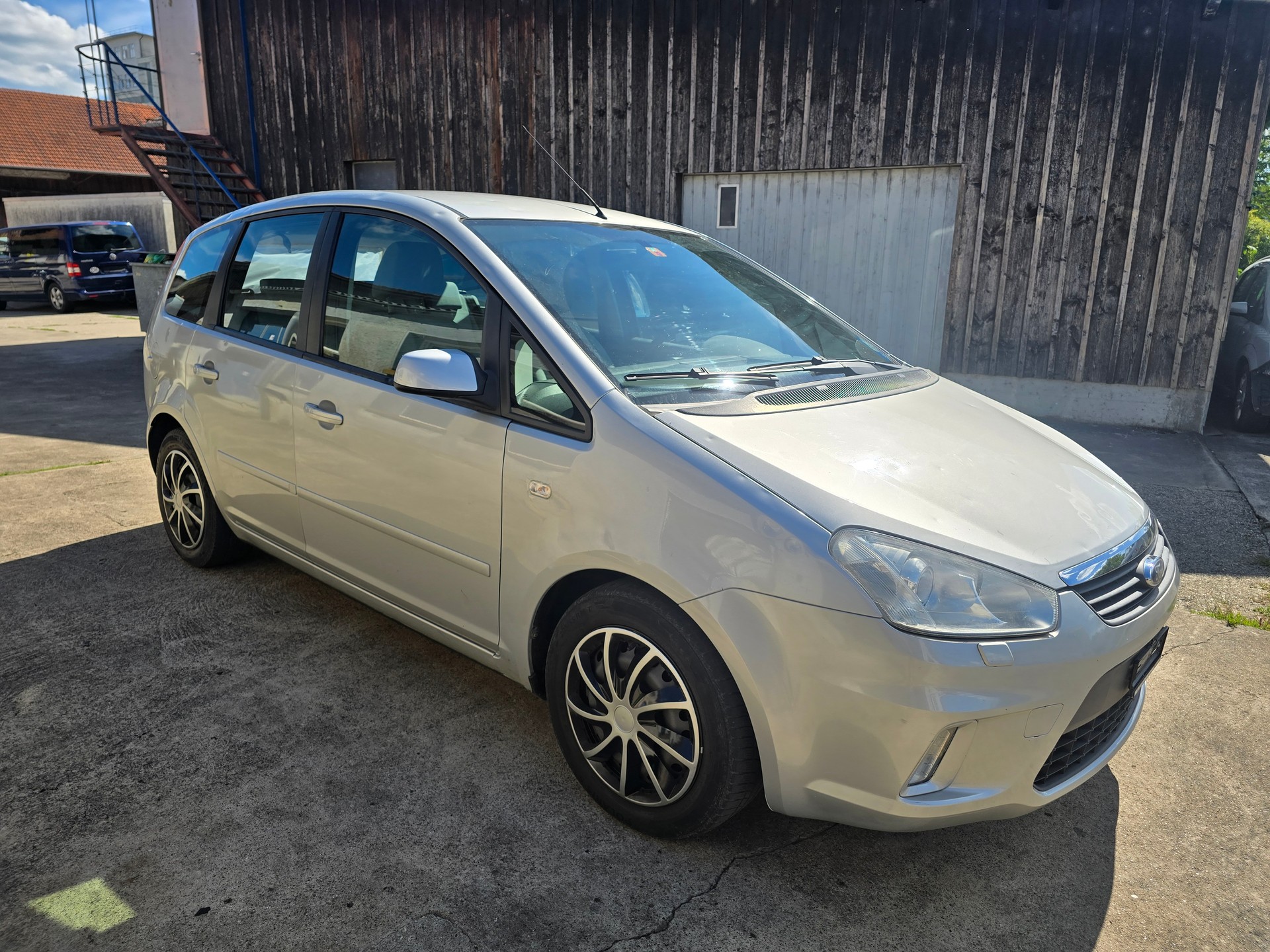 FORD C-Max 2.0 16V Carving