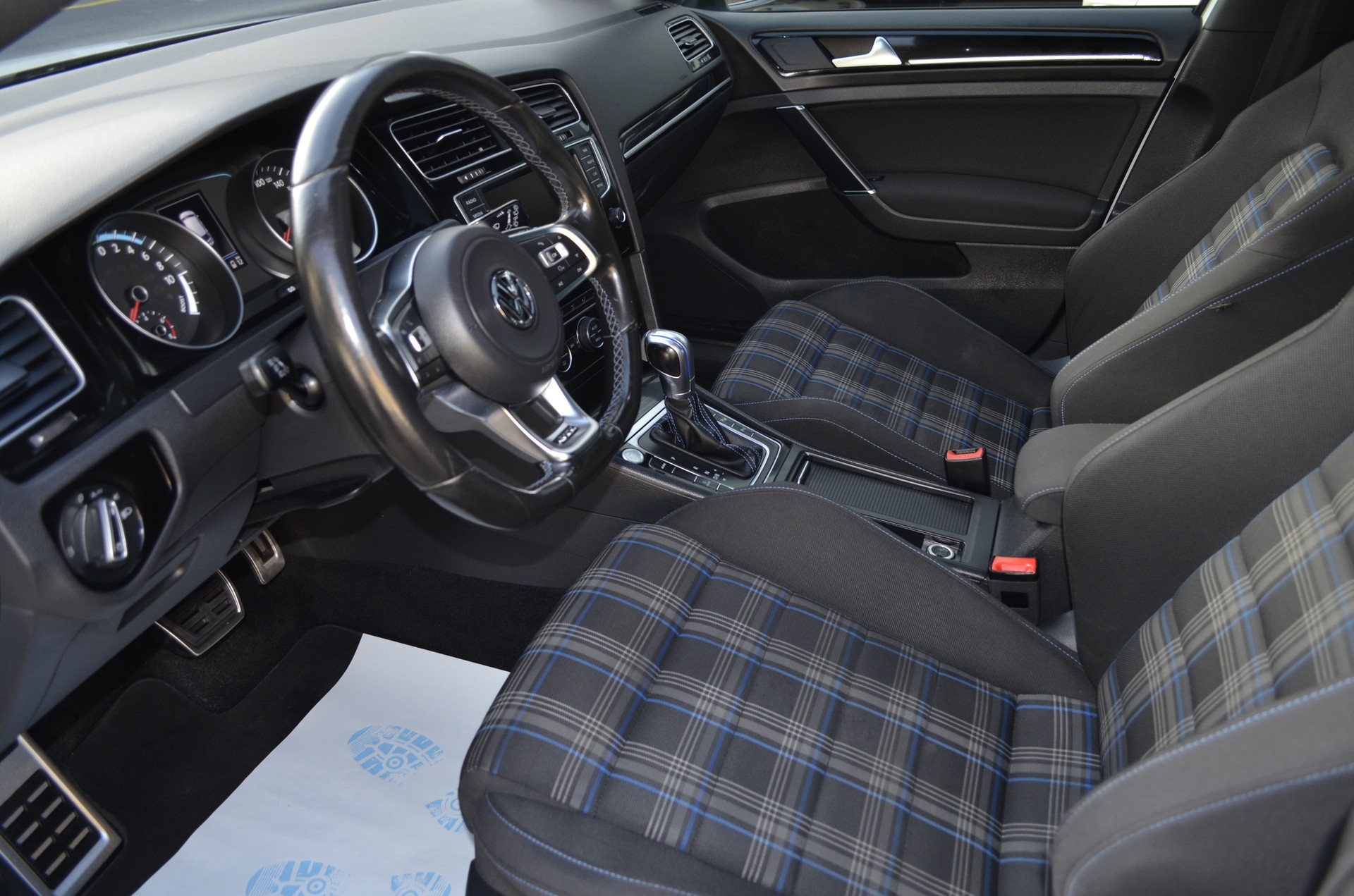 VW Golf 1.4 TSI GTE DSG-image-7