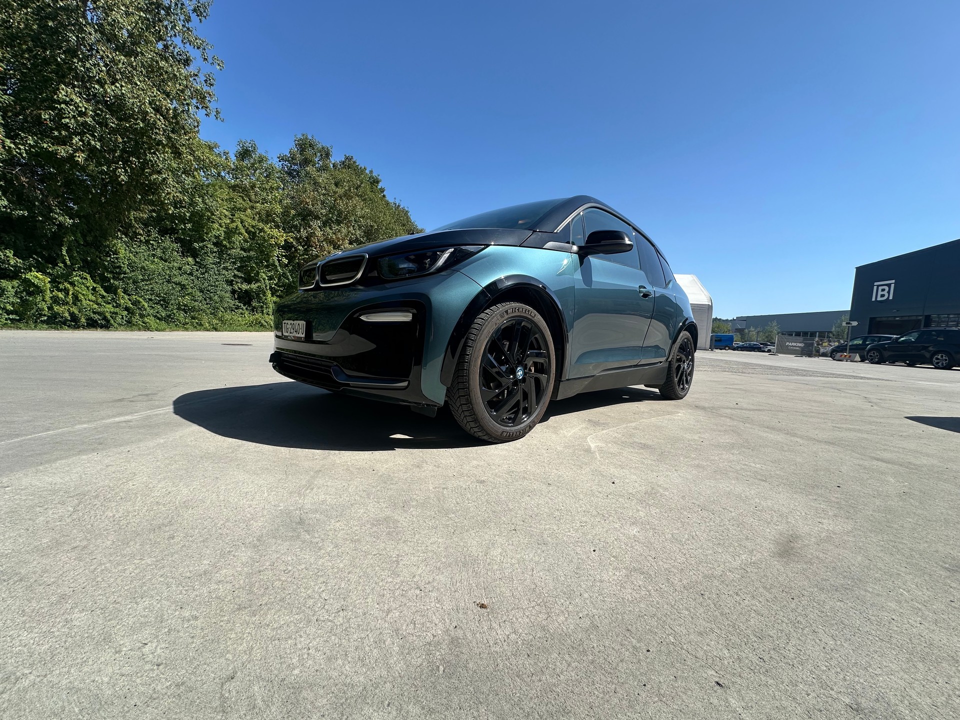 BMW i3s (120Ah)-image-2