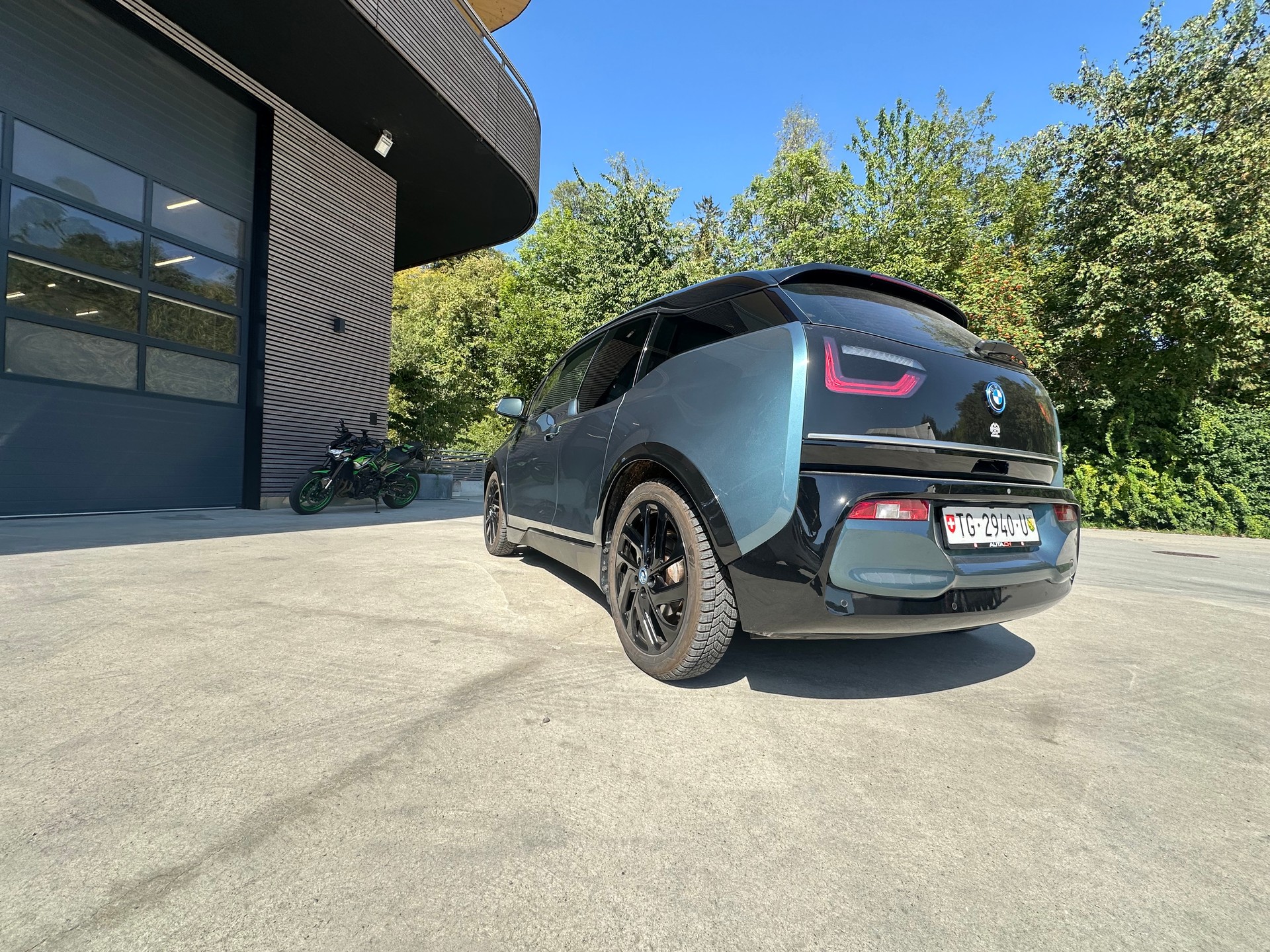 BMW i3s (120Ah)-image-3