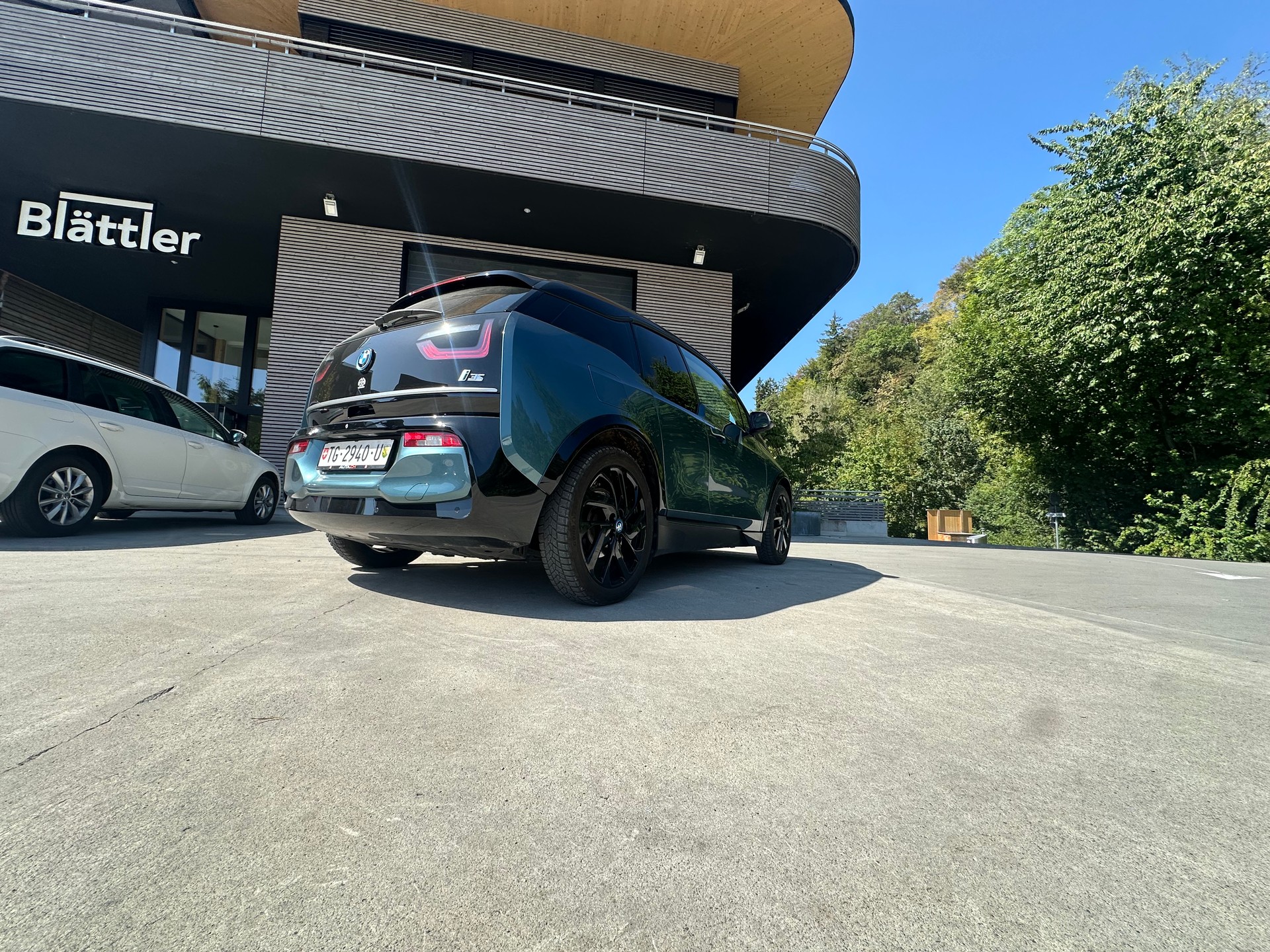 BMW i3s (120Ah)-image-4