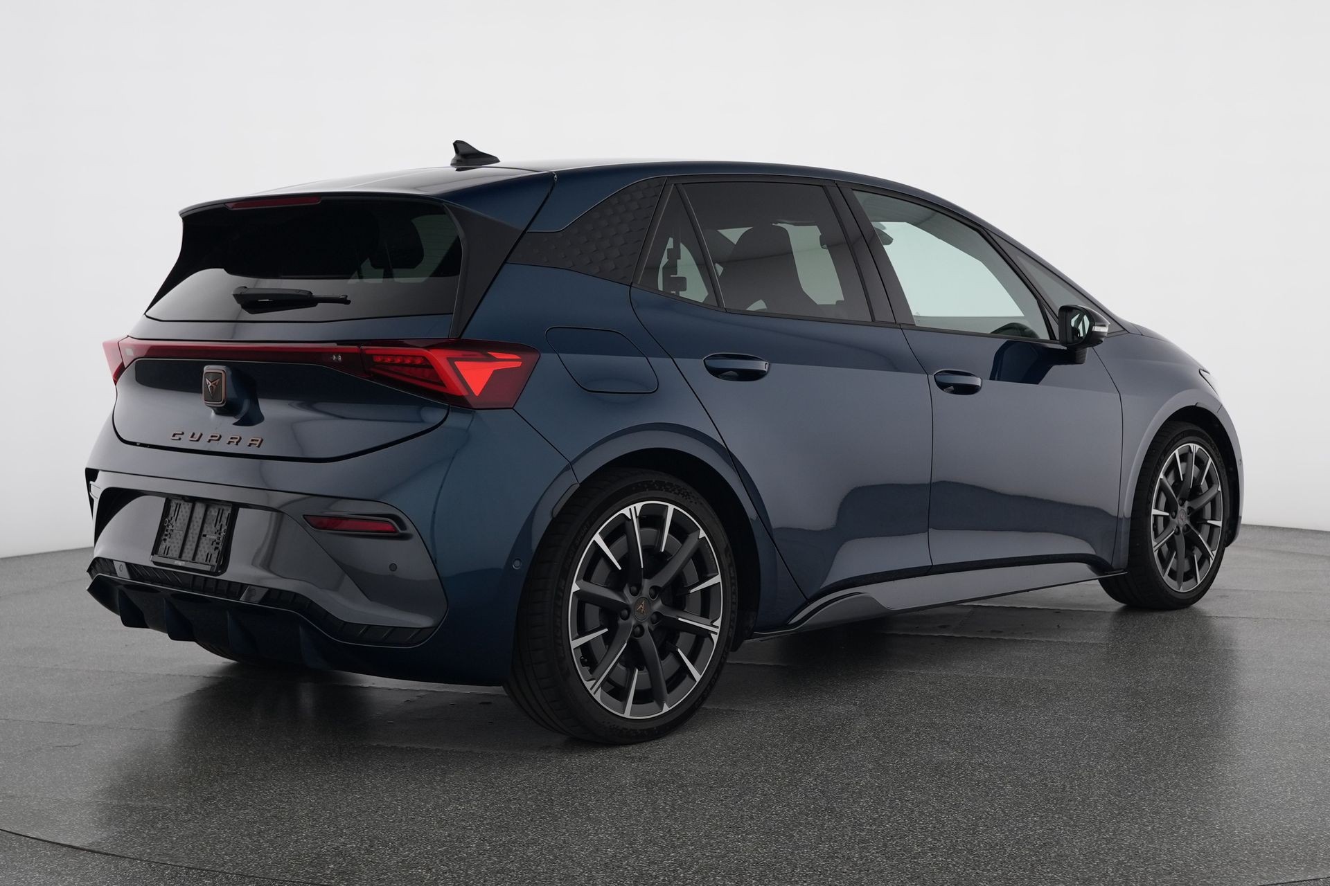 CUPRA Born 77 kWh e-Boost-image-4