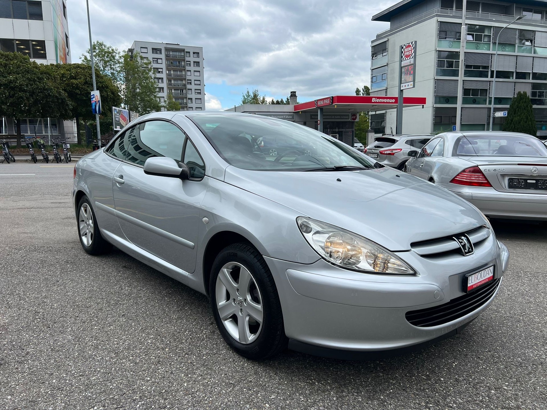 PEUGEOT 2.0i CABRIO-image-7