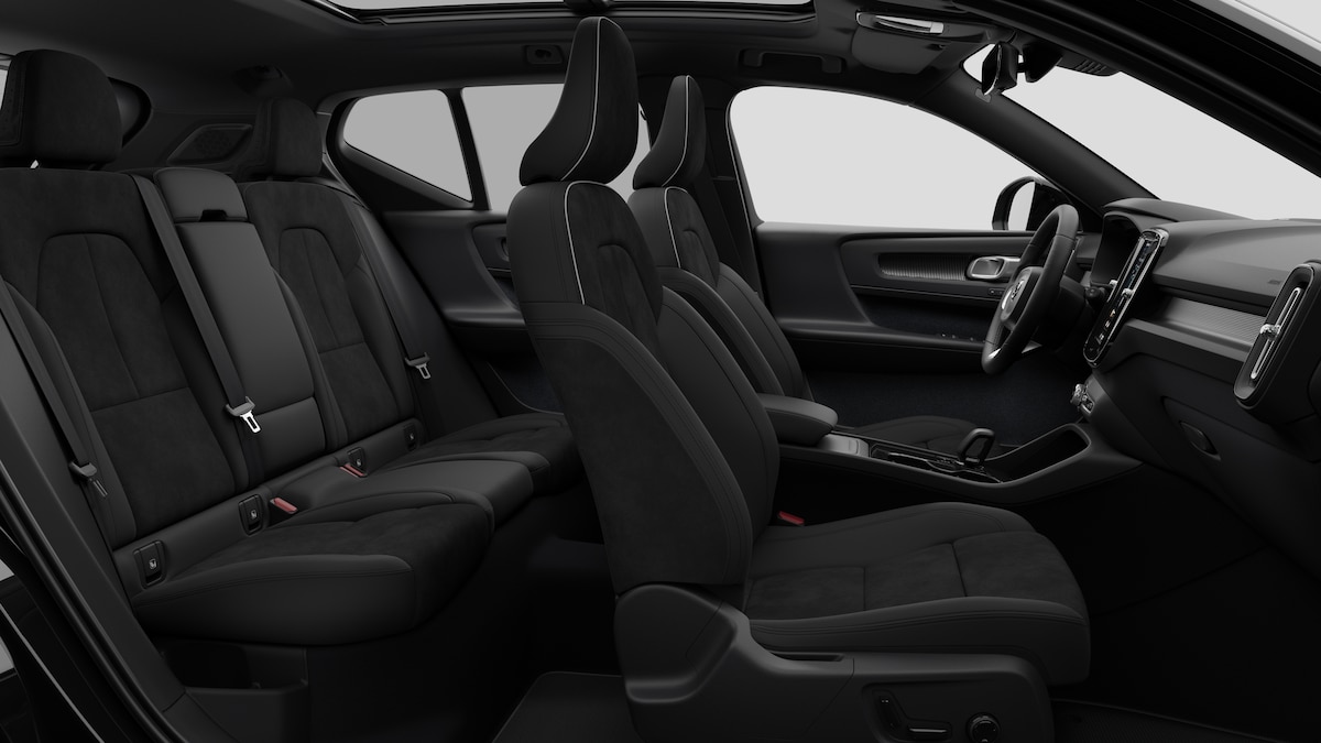 VOLVO EX40 Twin Black Edition AWD-image-12