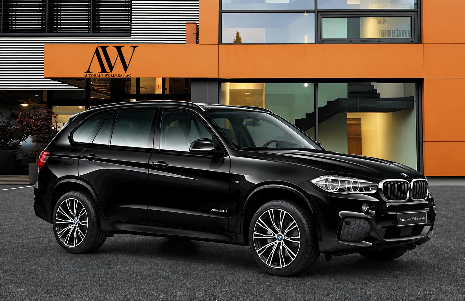 BMW X5 30d M Sport xDrive SAG / CH Fahrzeug , Pano, AHK, ACC , Totwinkel ,Harman Kardon uvm.-image-6