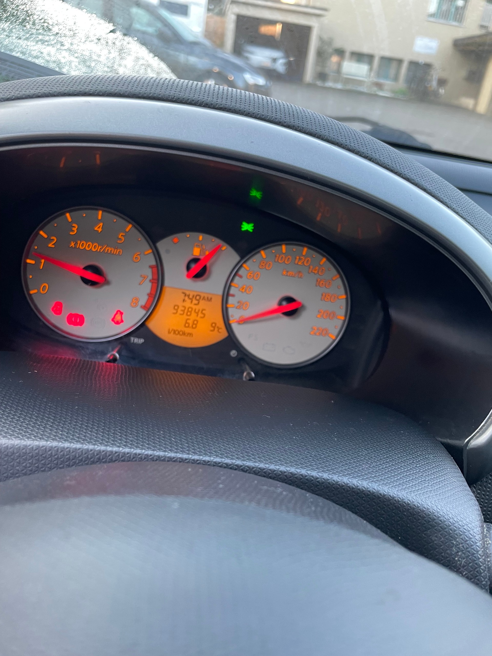 NISSAN 1.2 16V Tekna-image-4