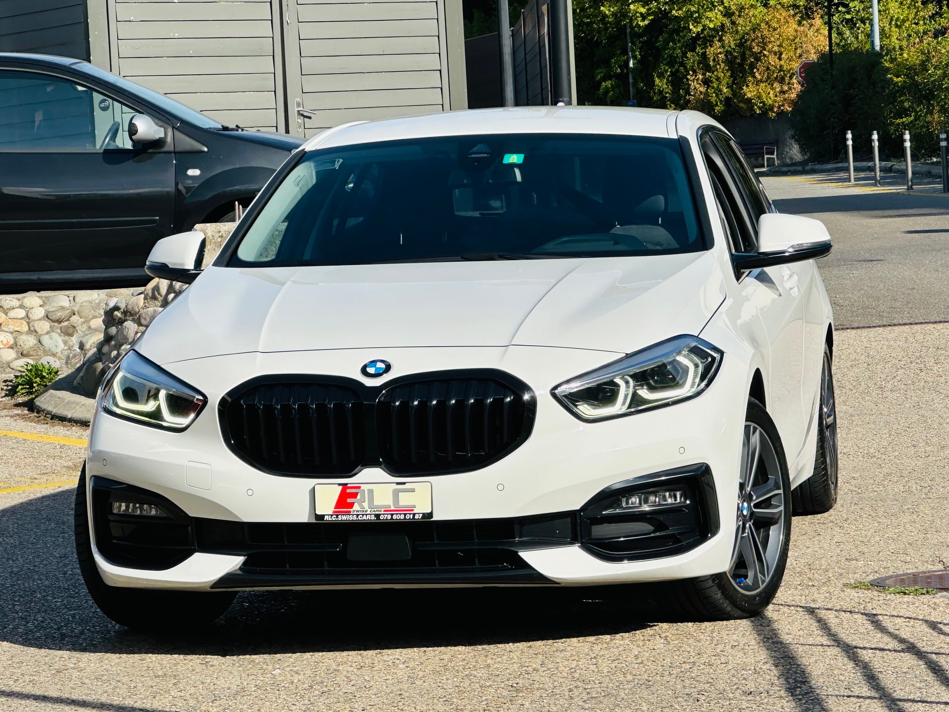 BMW 120d xDrive Steptronic Sport Line-image-1
