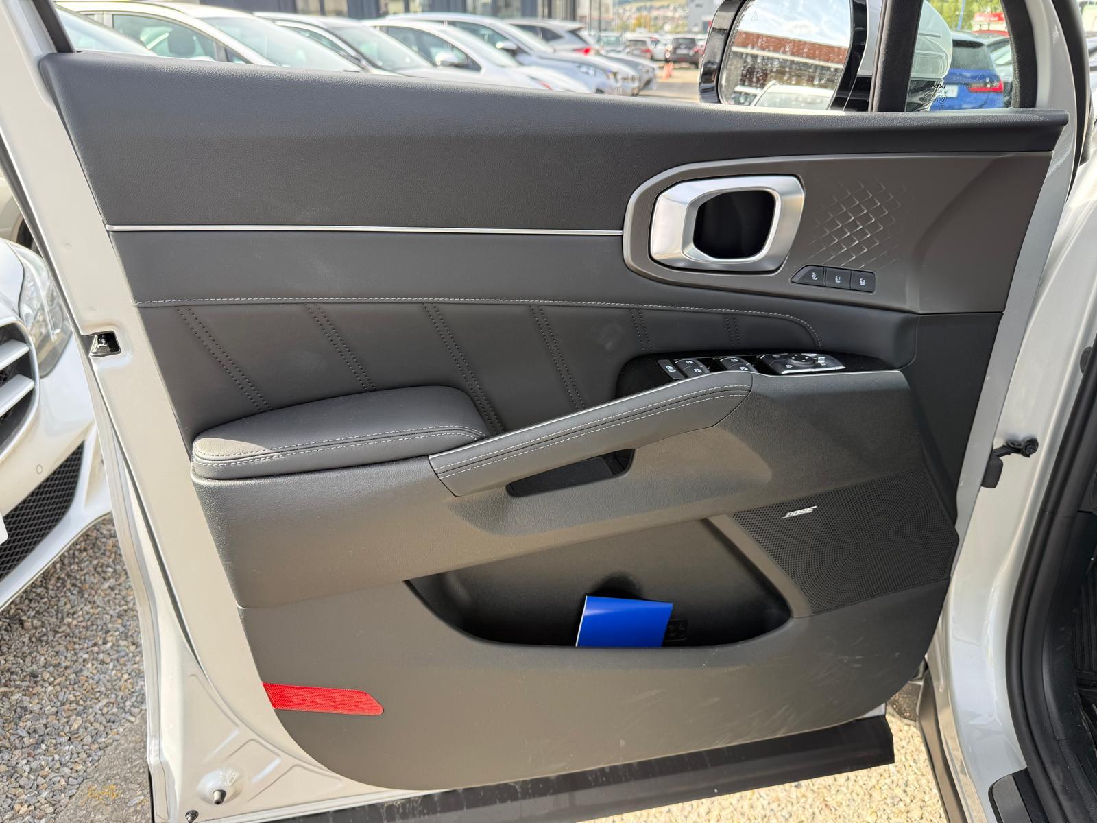 KIA Sorento 1.6 T-GDi Plug-in Hybrid Style-image-22