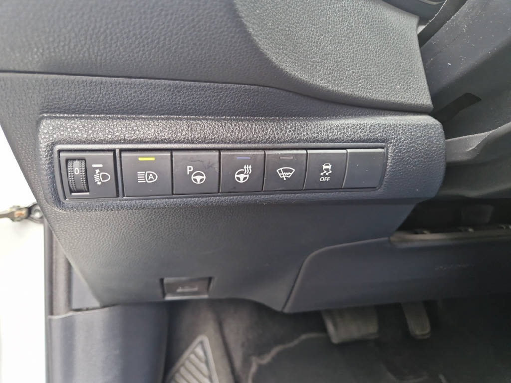 TOYOTA Corolla 2.0 HSD Trend 41594/049-image-16