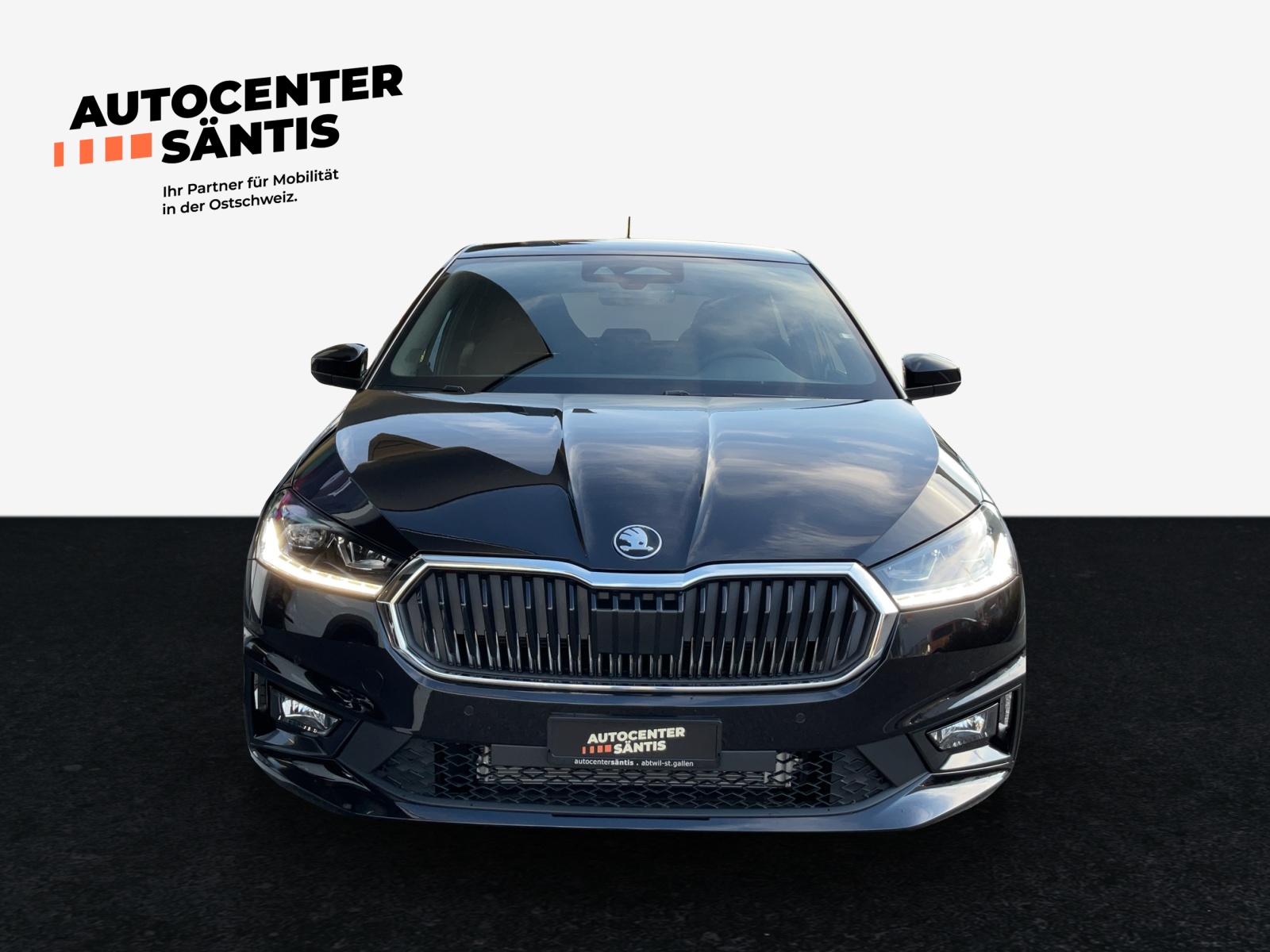 SKODA Fabia 1.0 TSI Dynamic DSG-showroom-element-1