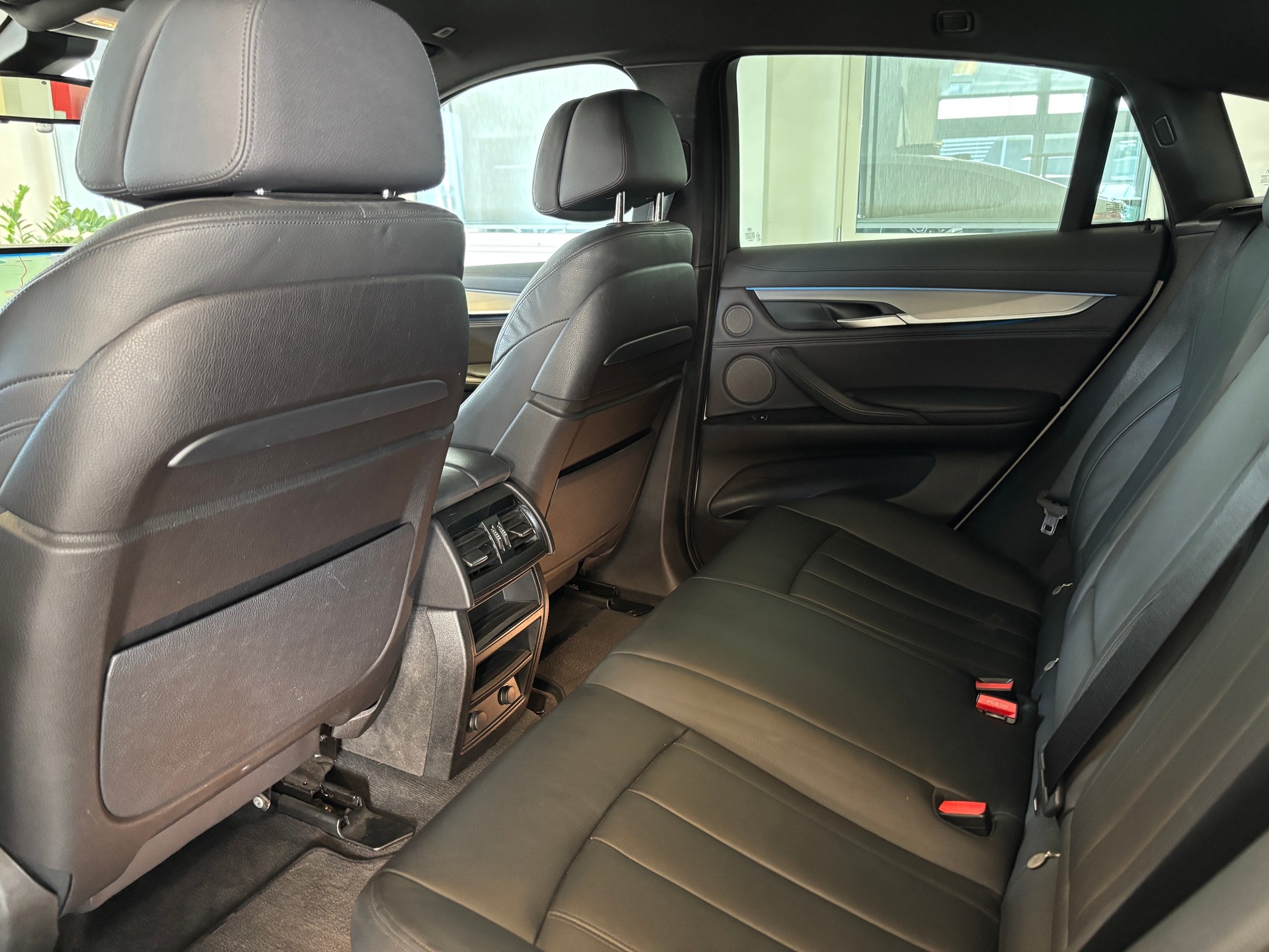 BMW X6 xDrive 30d M Sport Steptronic-image-11