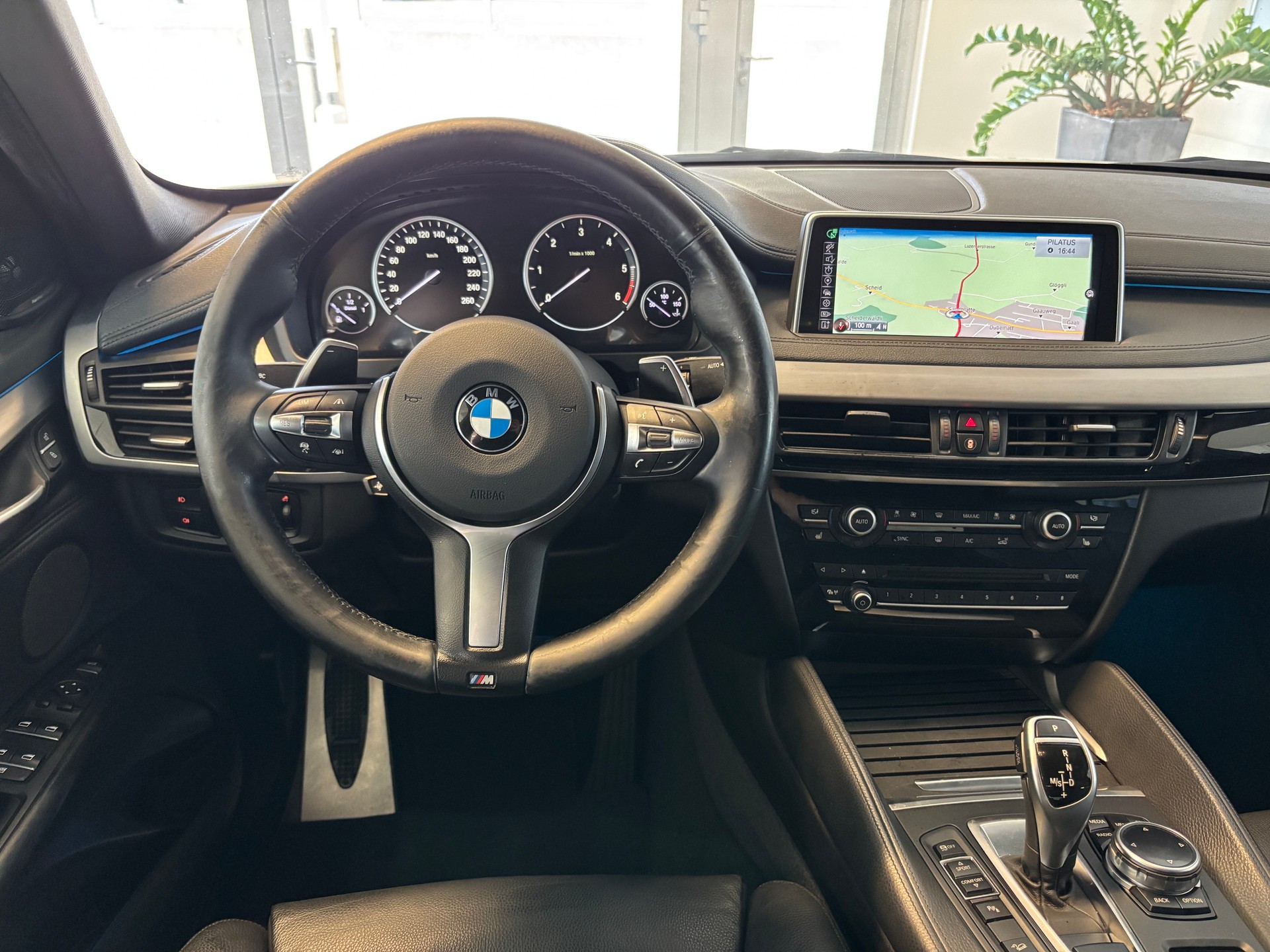 BMW X6 xDrive 30d M Sport Steptronic-image-13