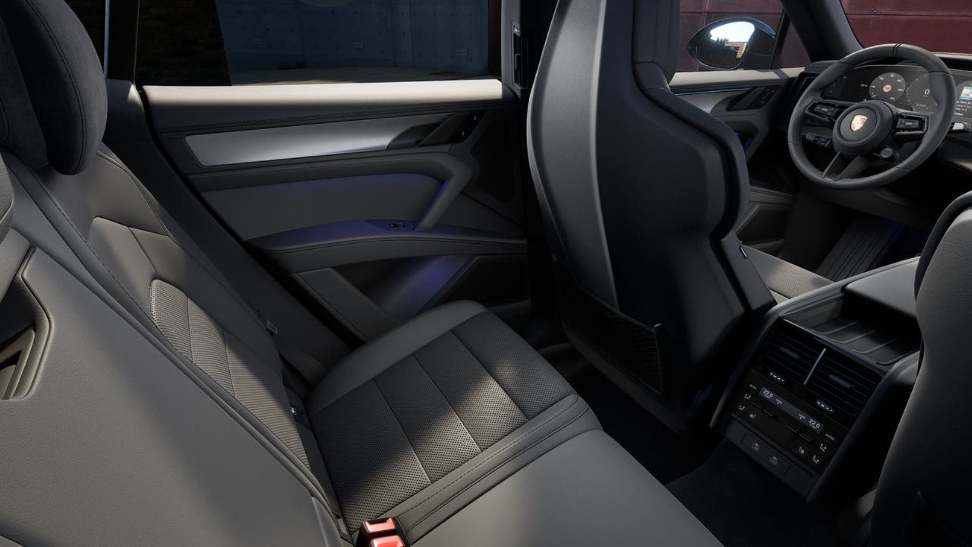 PORSCHE Cayenne Coupé Electric-image-13