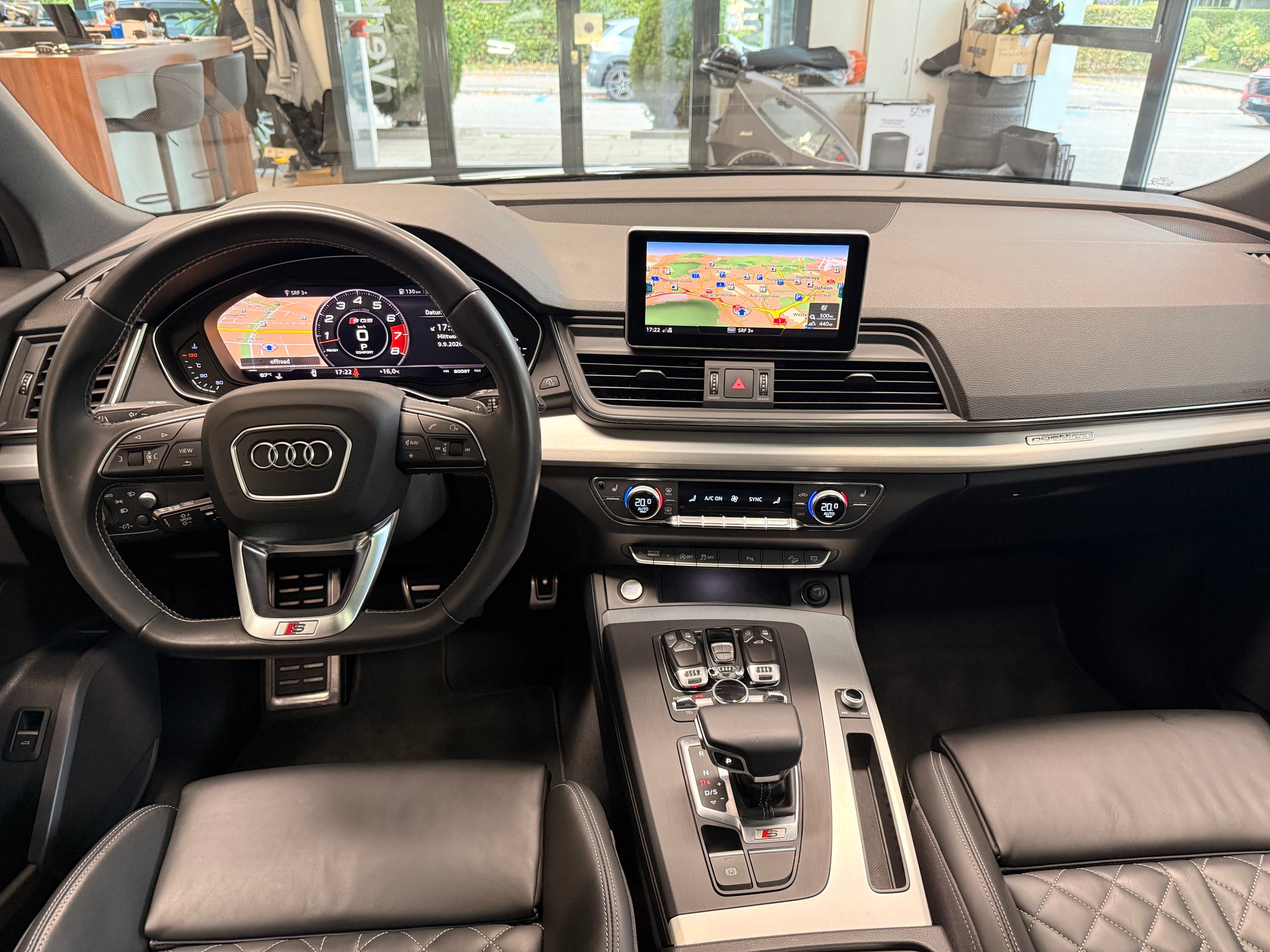 AUDI SQ5 3.0 V6 TFSI !! Standheizung & Anhängerkupplung !! quattro T-Tronic-image-8