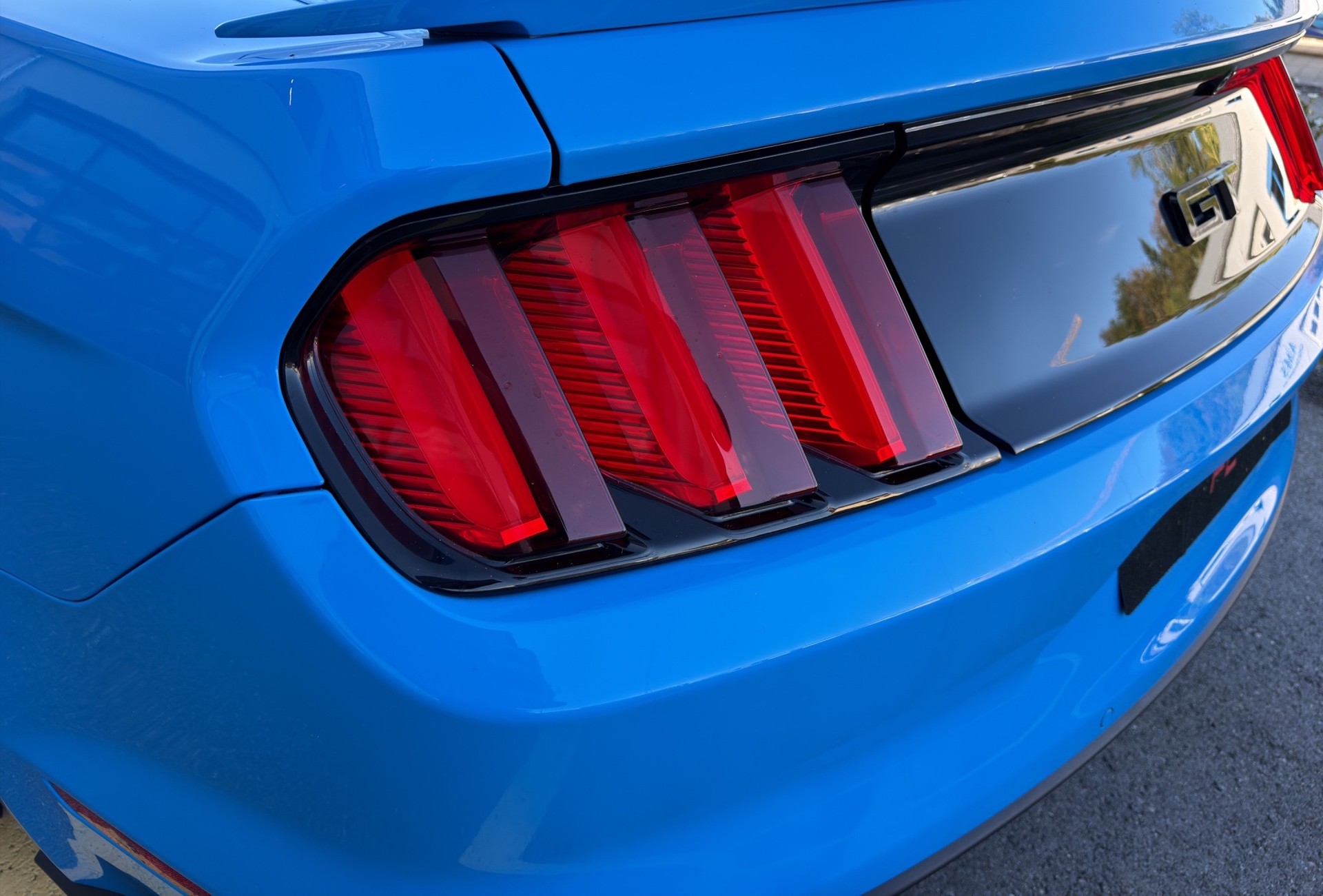 FORD Mustang Fastback 2.3 Automat-image-30
