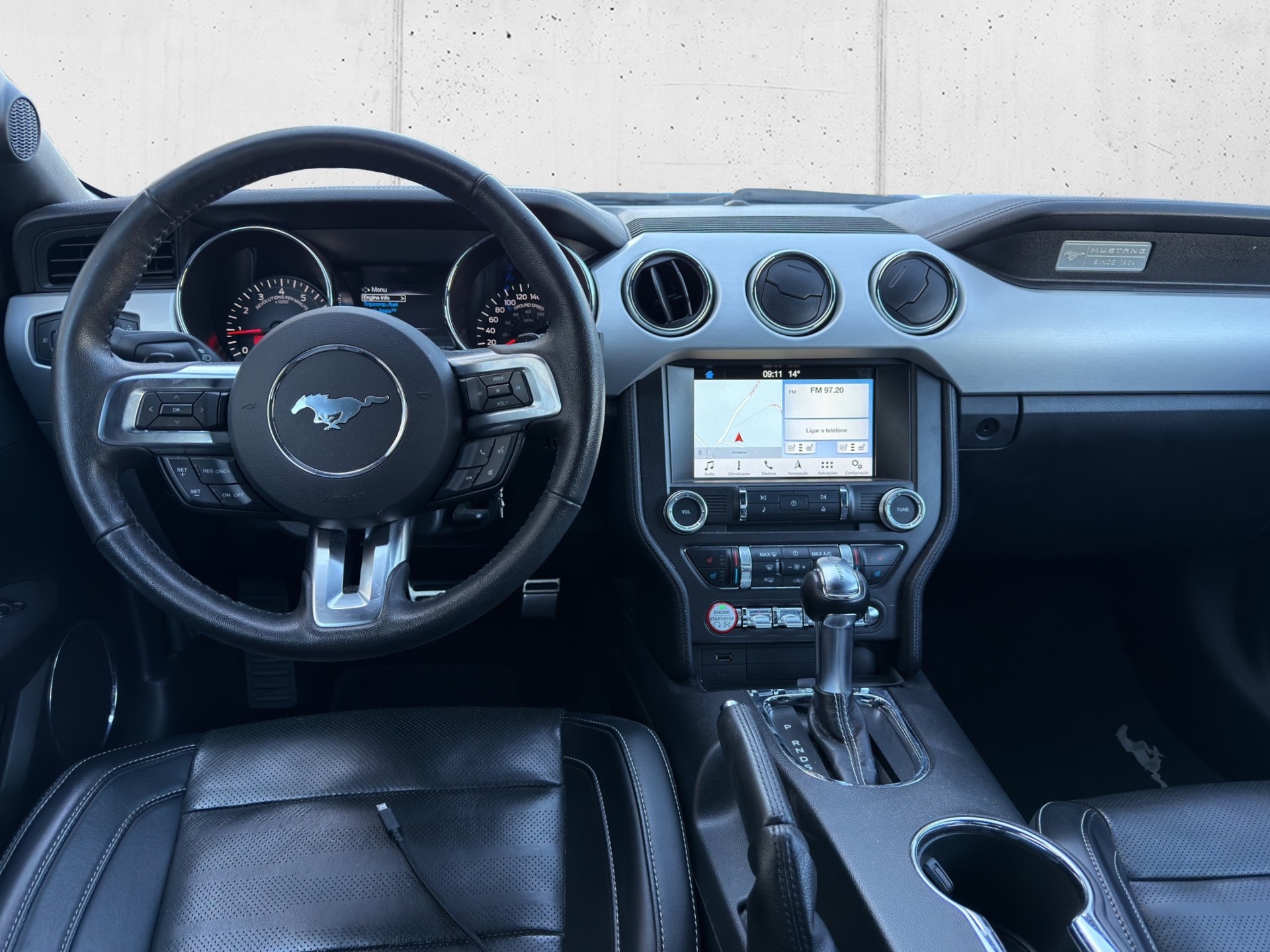 FORD Mustang Fastback 2.3 Automat-image-12