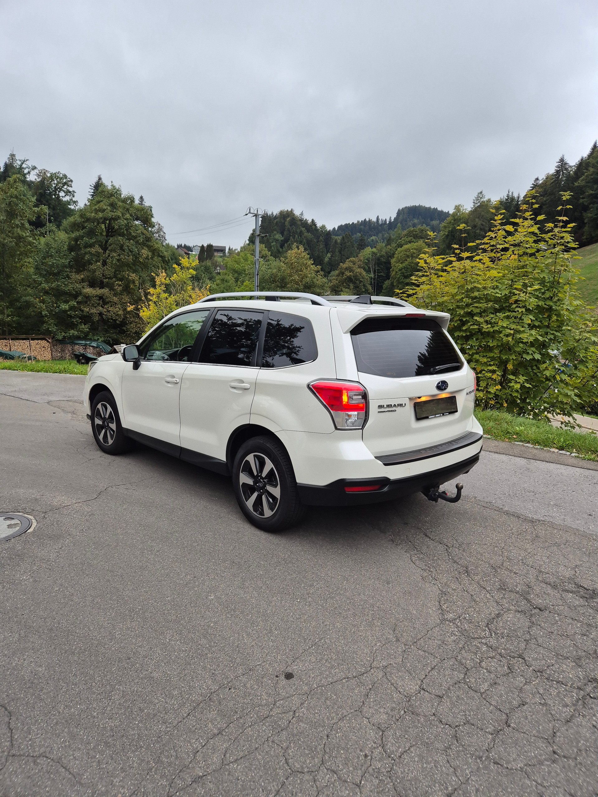 SUBARU Forester 2.0i Swiss Plus Lineartronic-image-6