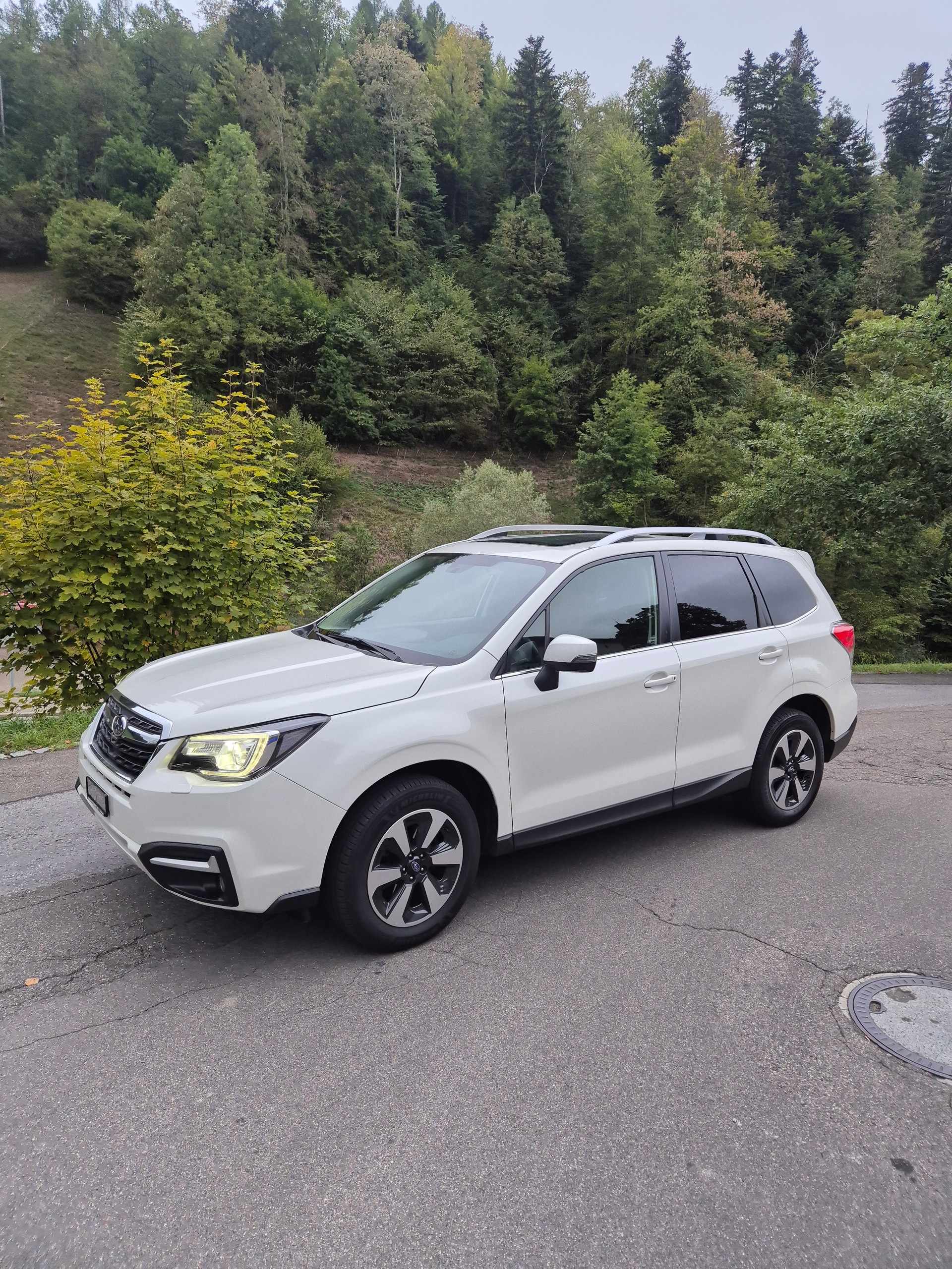 SUBARU Forester 2.0i Swiss Plus Lineartronic-image-0