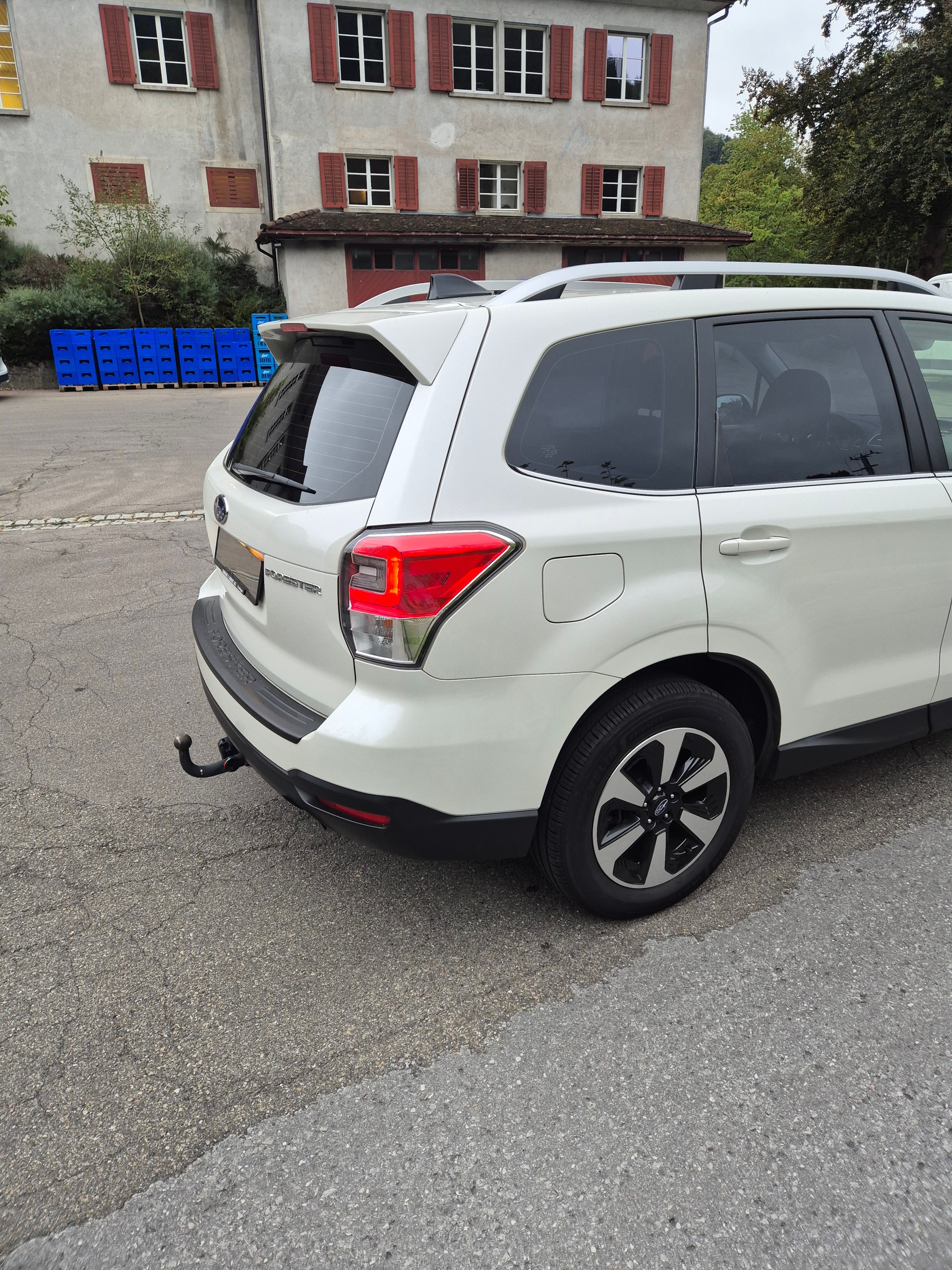 SUBARU Forester 2.0i Swiss Plus Lineartronic-image-5