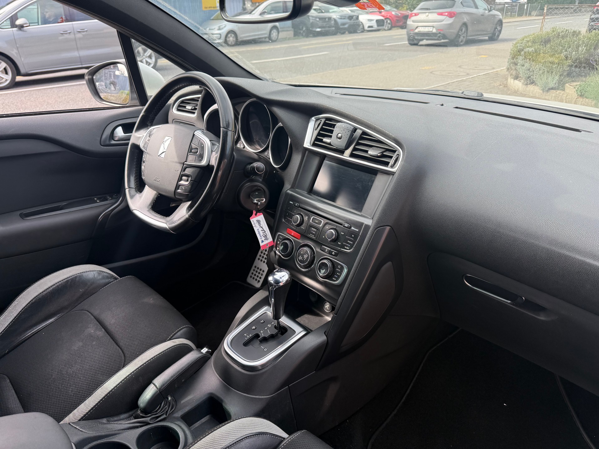 DS AUTOMOBILES DS4 1.6 THP SO Chic Automatic-image-10