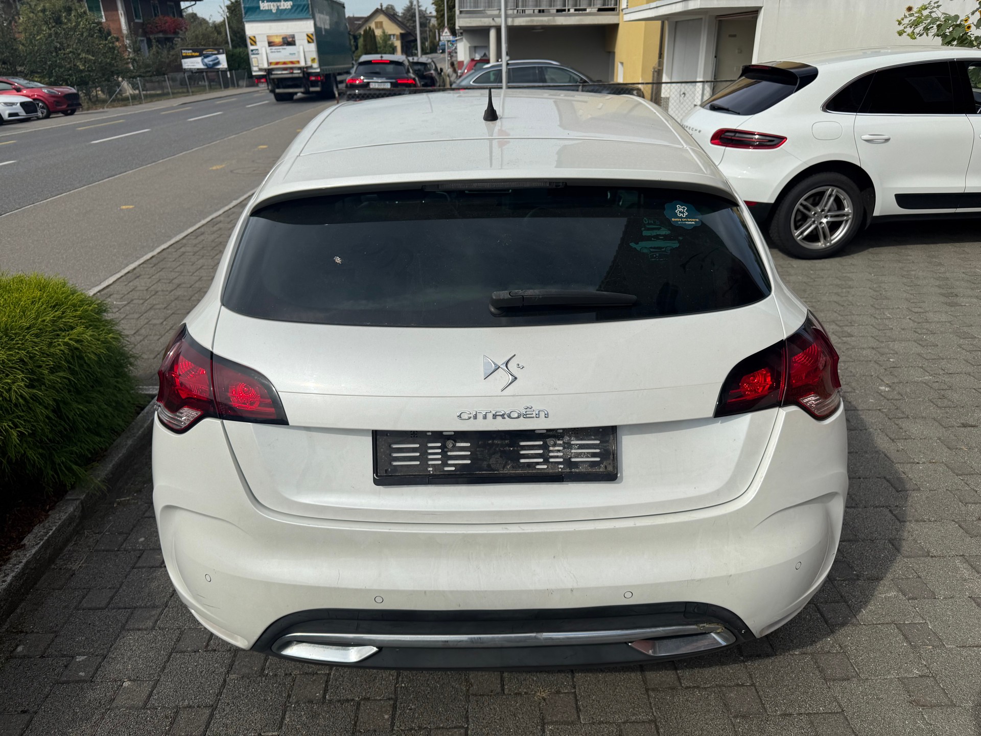 DS AUTOMOBILES DS4 1.6 THP SO Chic Automatic-image-4