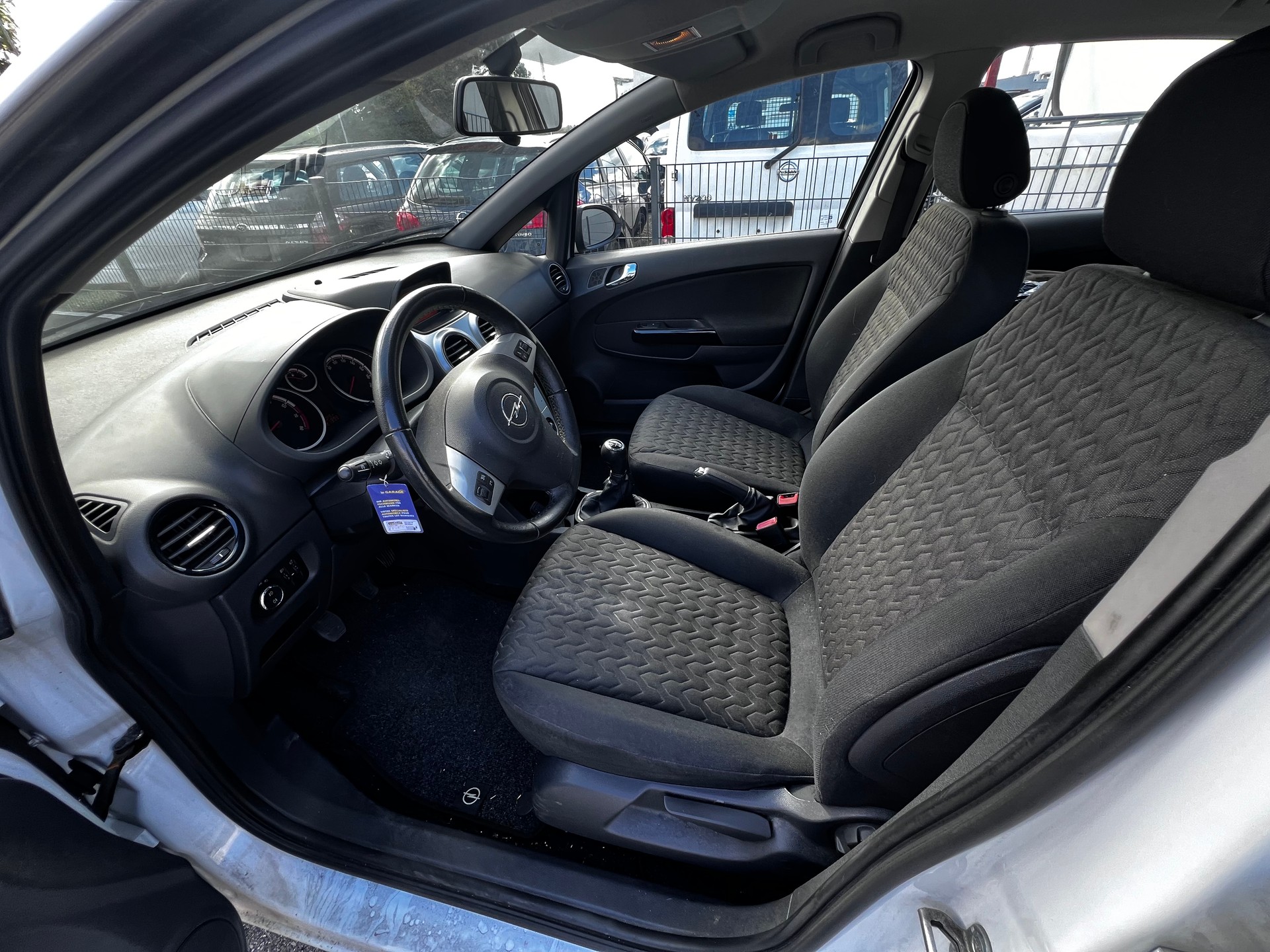 OPEL Corsa 1.4 TP Anniversary Edition-image-7