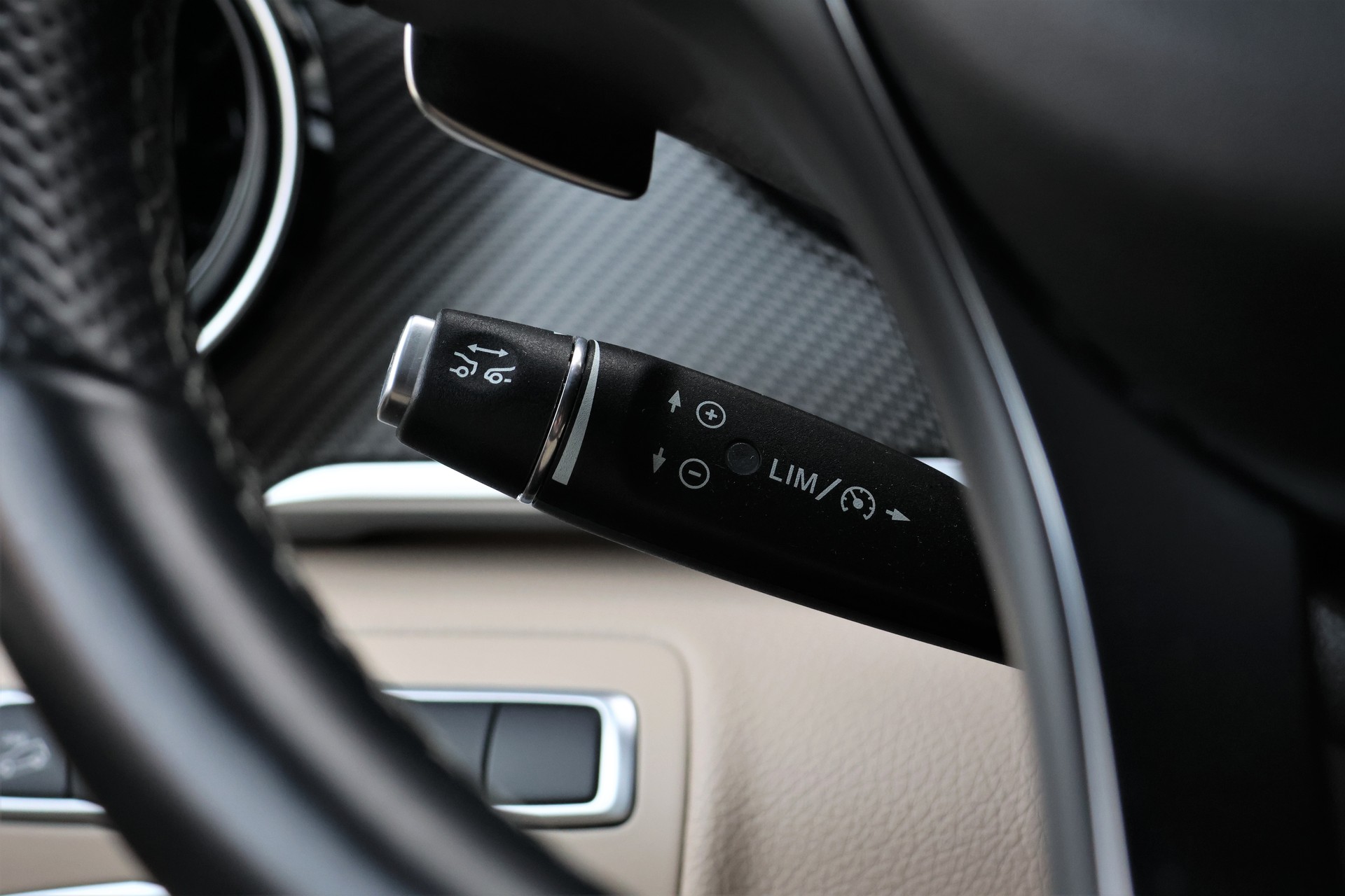MERCEDES-BENZ V 300 d extralang Avantgarde 4Matic 9G-Tronic (CH)-image-18