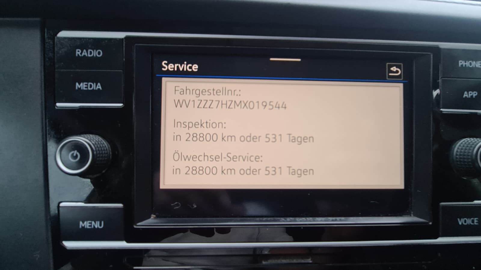 VW T6.1 2.0 TDI 4Motion DSG ** 3-Plätzer ** PDC V+H ** Anh-Kupplung ** Klimaanlage ** Frisch Ab MFK & Service **-image-13