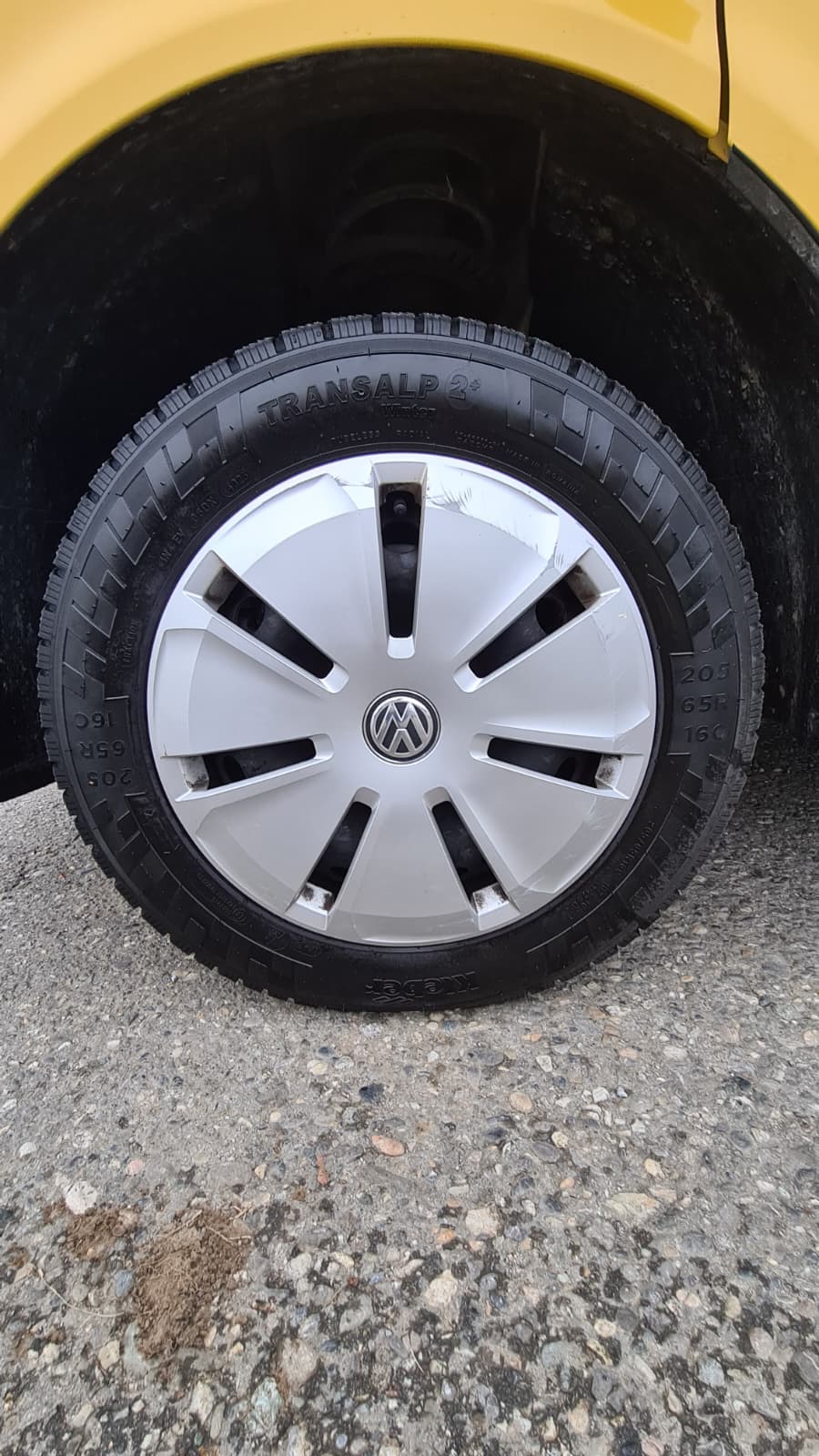 VW T6.1 2.0 TDI 4Motion DSG ** 3-Plätzer ** PDC V+H ** Anh-Kupplung ** Klimaanlage ** Frisch Ab MFK & Service **-image-20
