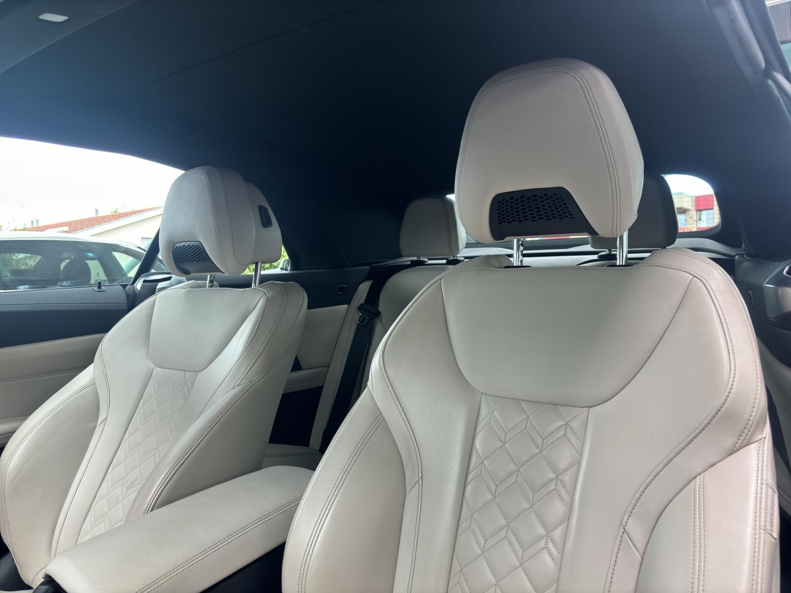 BMW 4er Reihe G23 Cabrio M440i xDrive-image-17
