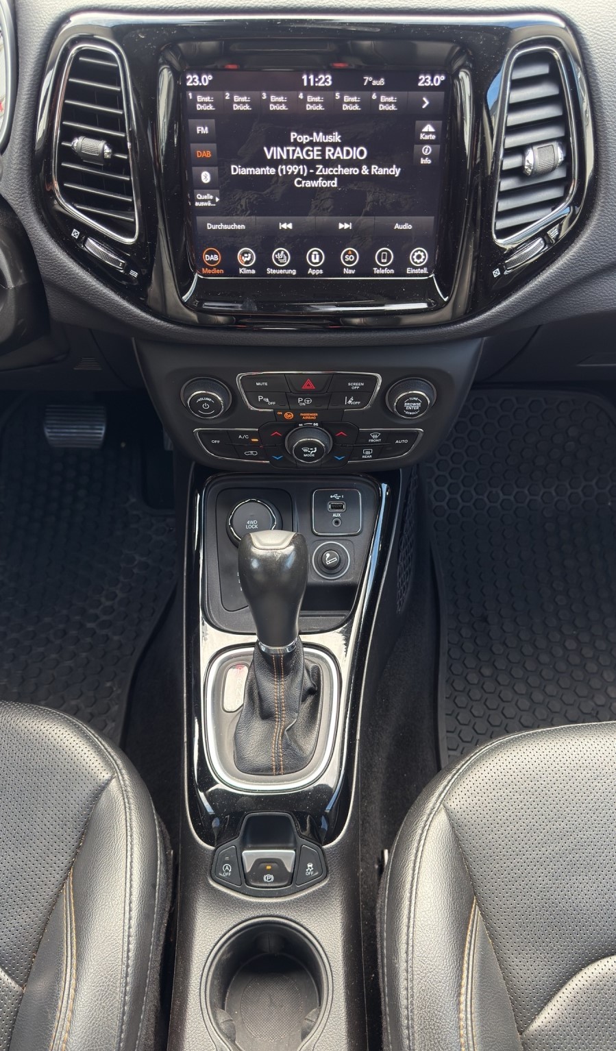 JEEP Compass 1.4 Turbo Limited AWD 9ATX-image-11