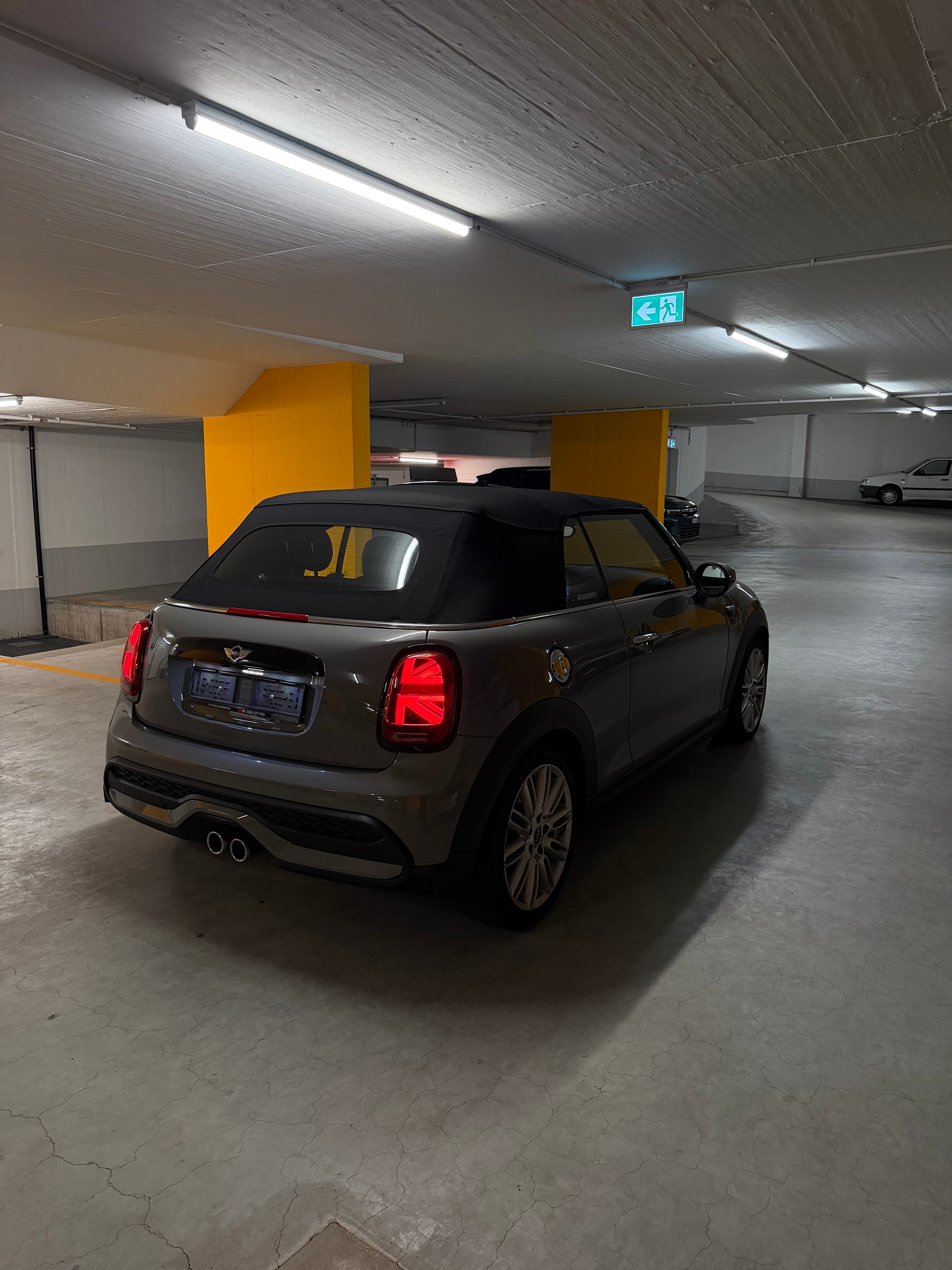 MINI Cooper S Cabriolet DKG-image-4