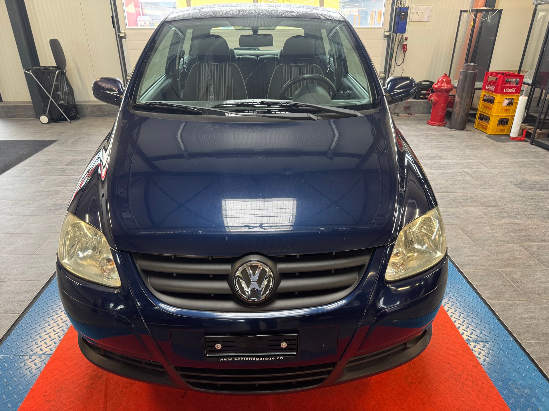 VW Fox 1.4-showroom-element-1