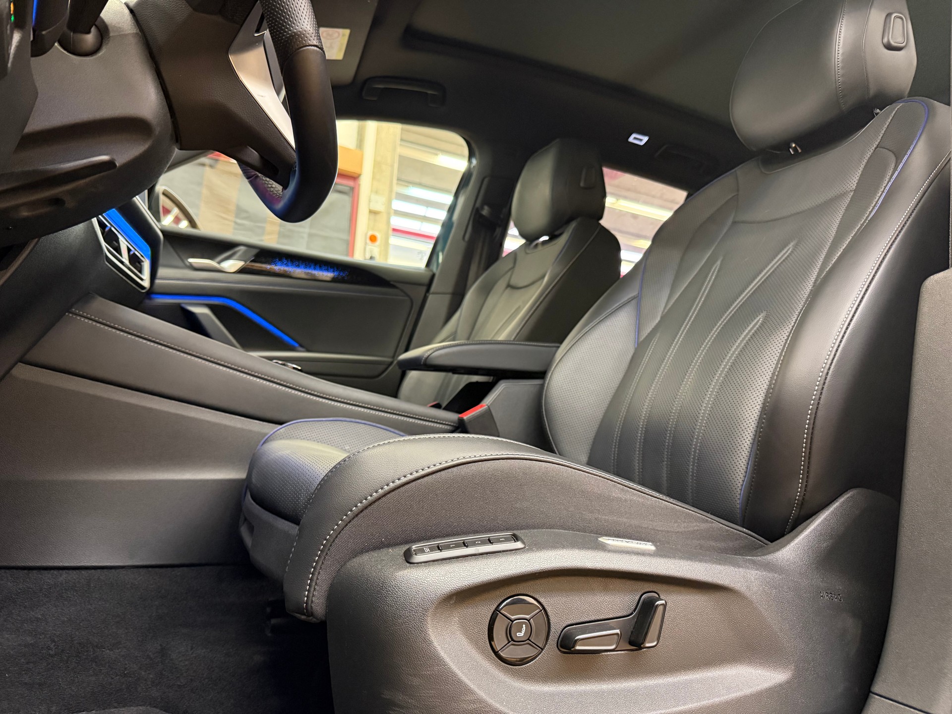 VW Tiguan 2.0 TSI R-Line DSG 4motion-image-13