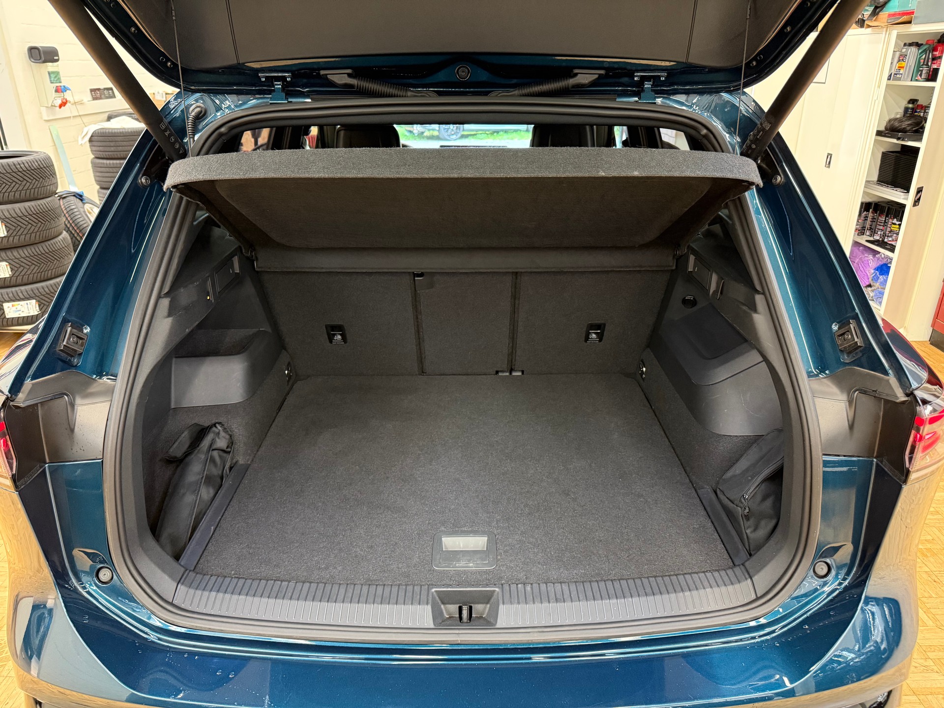 VW Tiguan 2.0 TSI R-Line DSG 4motion-image-21