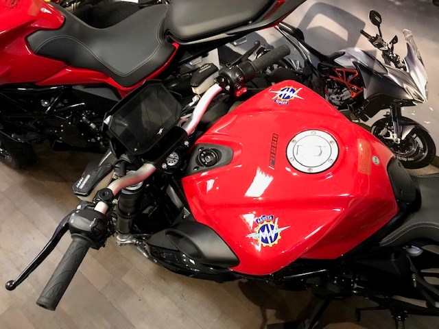 MV AGUSTA Brutale 800 rosso full-image-2