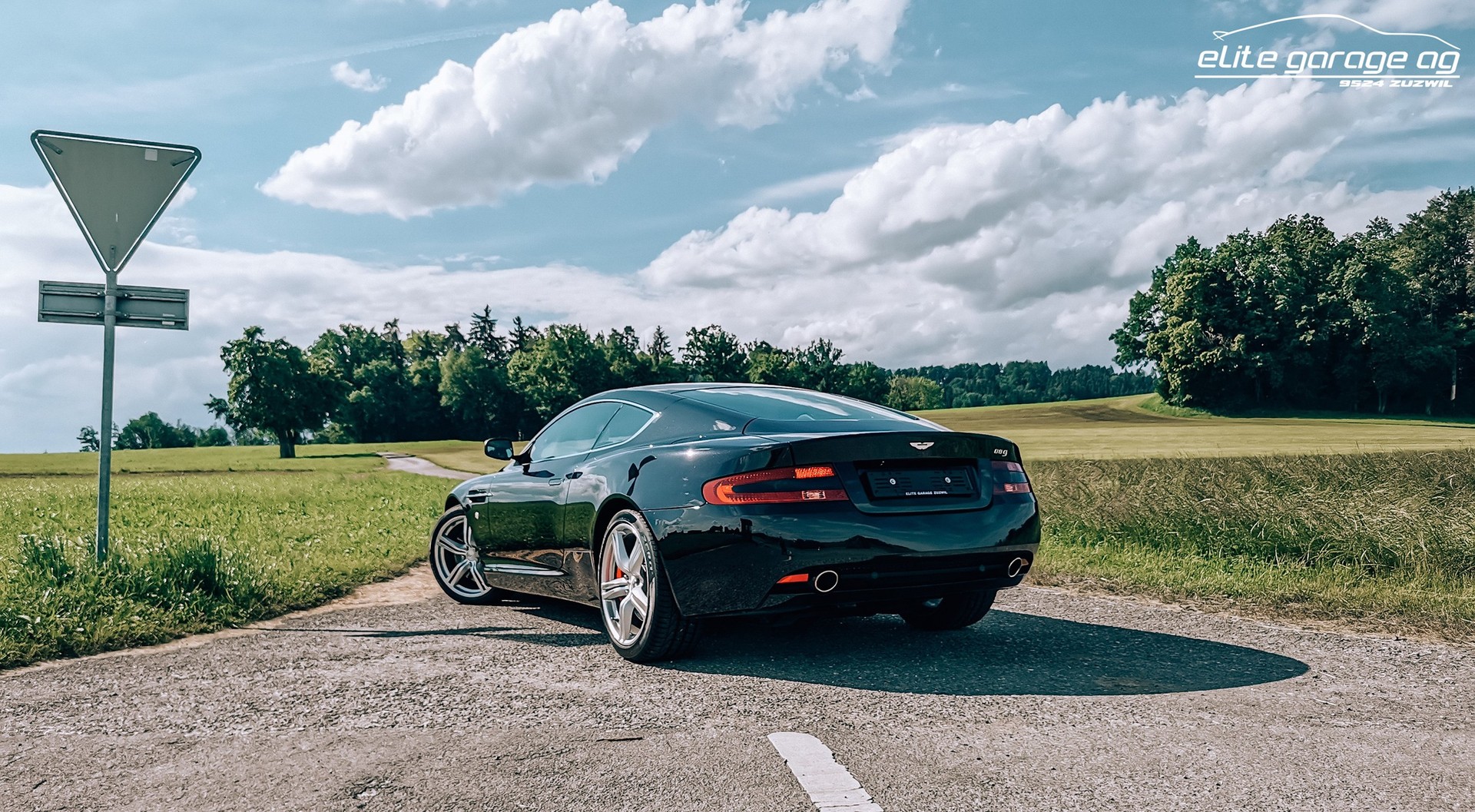 ASTON MARTIN DB9 Touchtronic 2-image-7