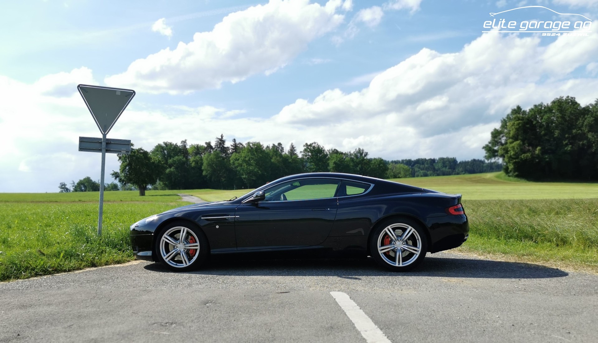 ASTON MARTIN DB9 Touchtronic 2-image-4
