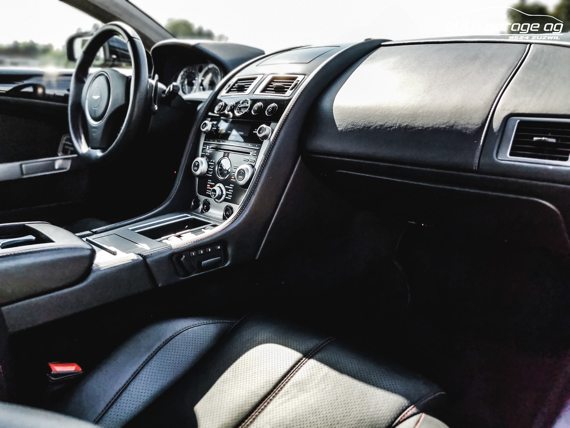 ASTON MARTIN DB9 Touchtronic 2-image-14