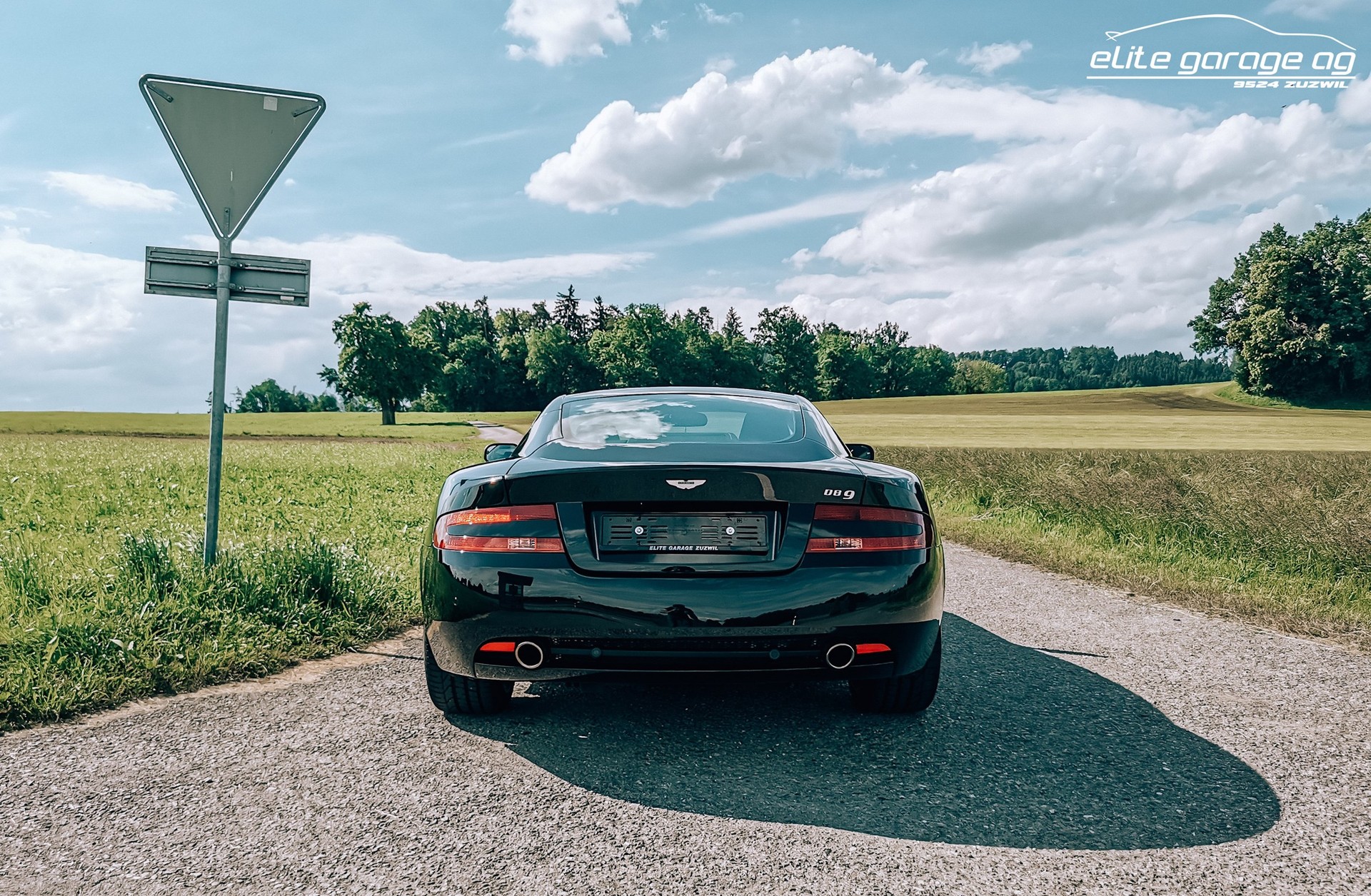 ASTON MARTIN DB9 Touchtronic 2-image-6